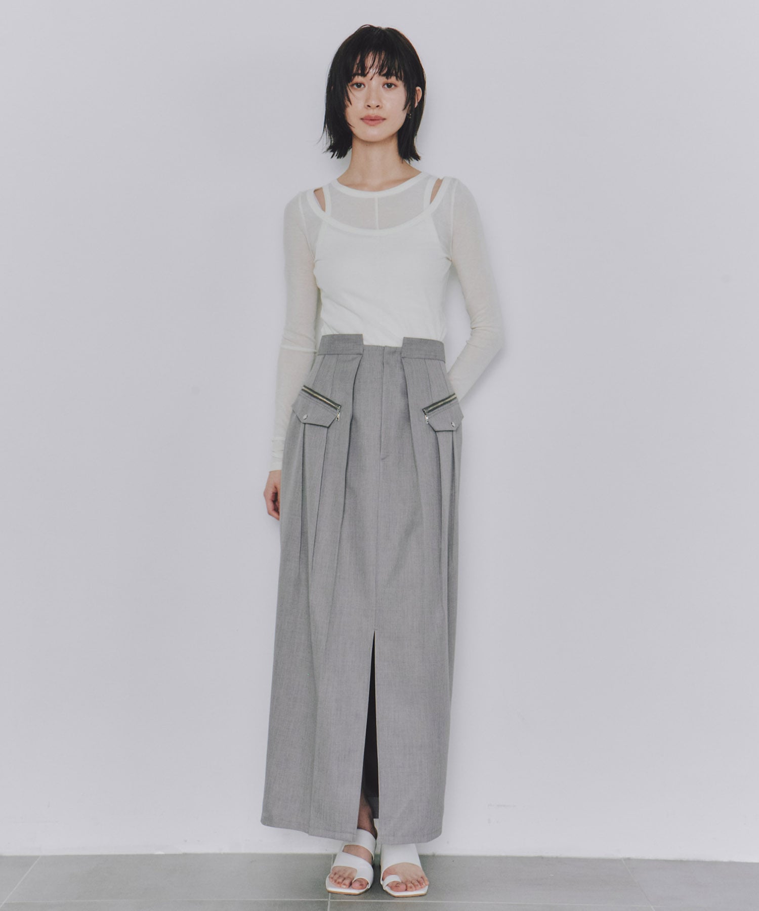 タックプレスタイトスカート
