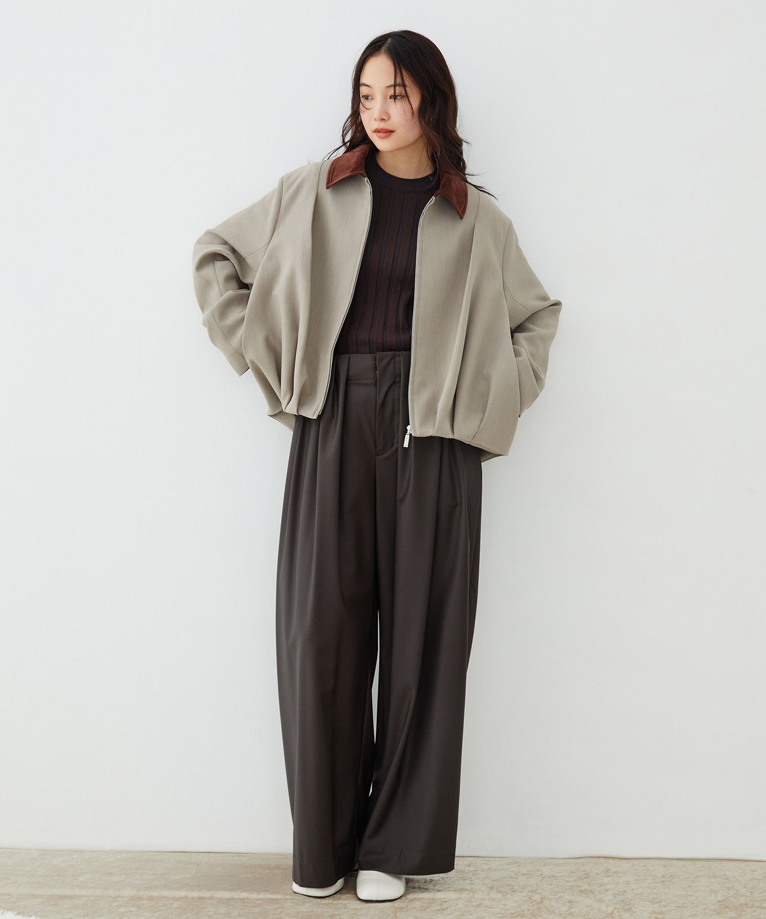 バックベルトタックブルゾン