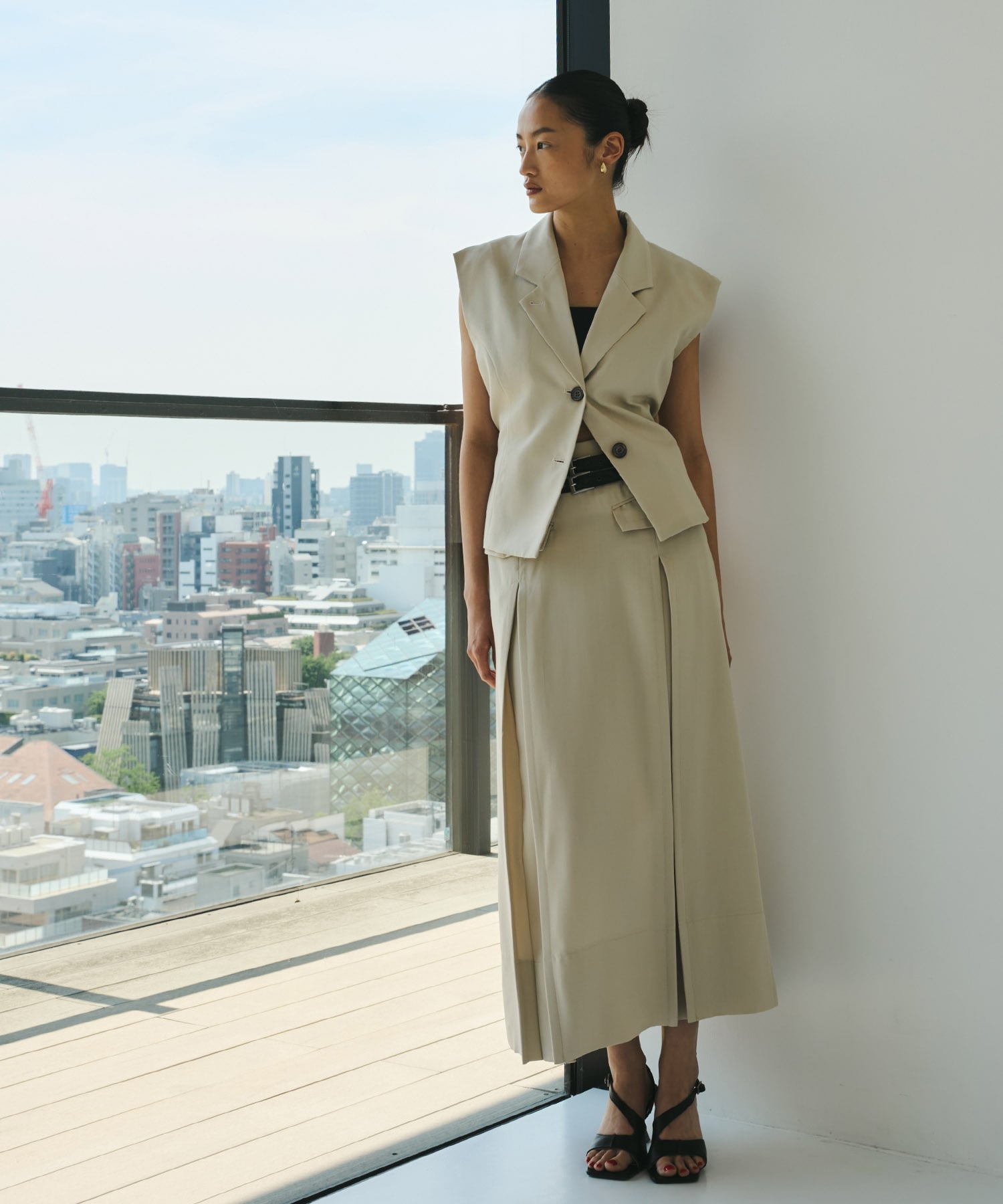 Double Belted Inverted Pleats Skirt