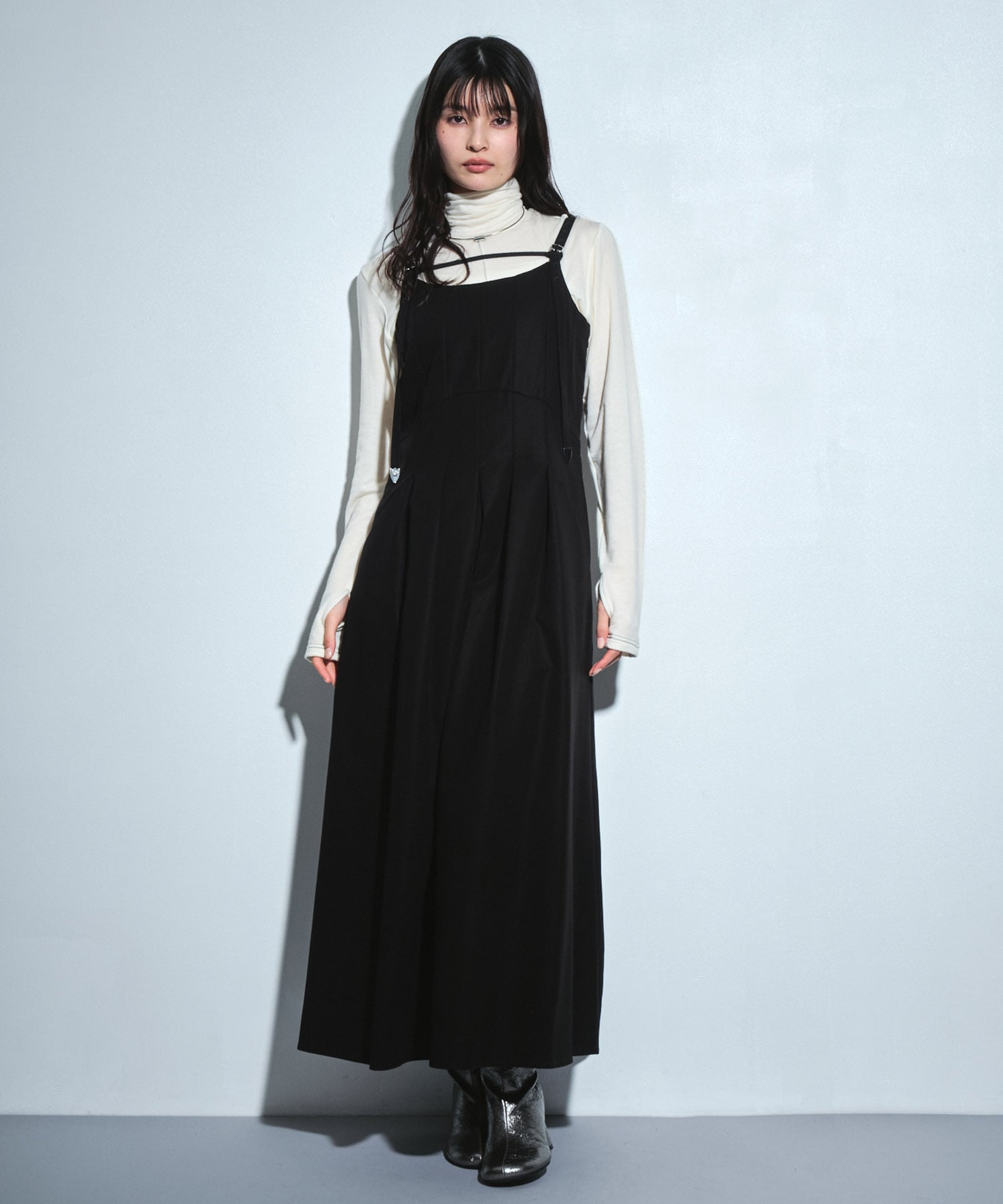 シェイプタックキャミワンピース