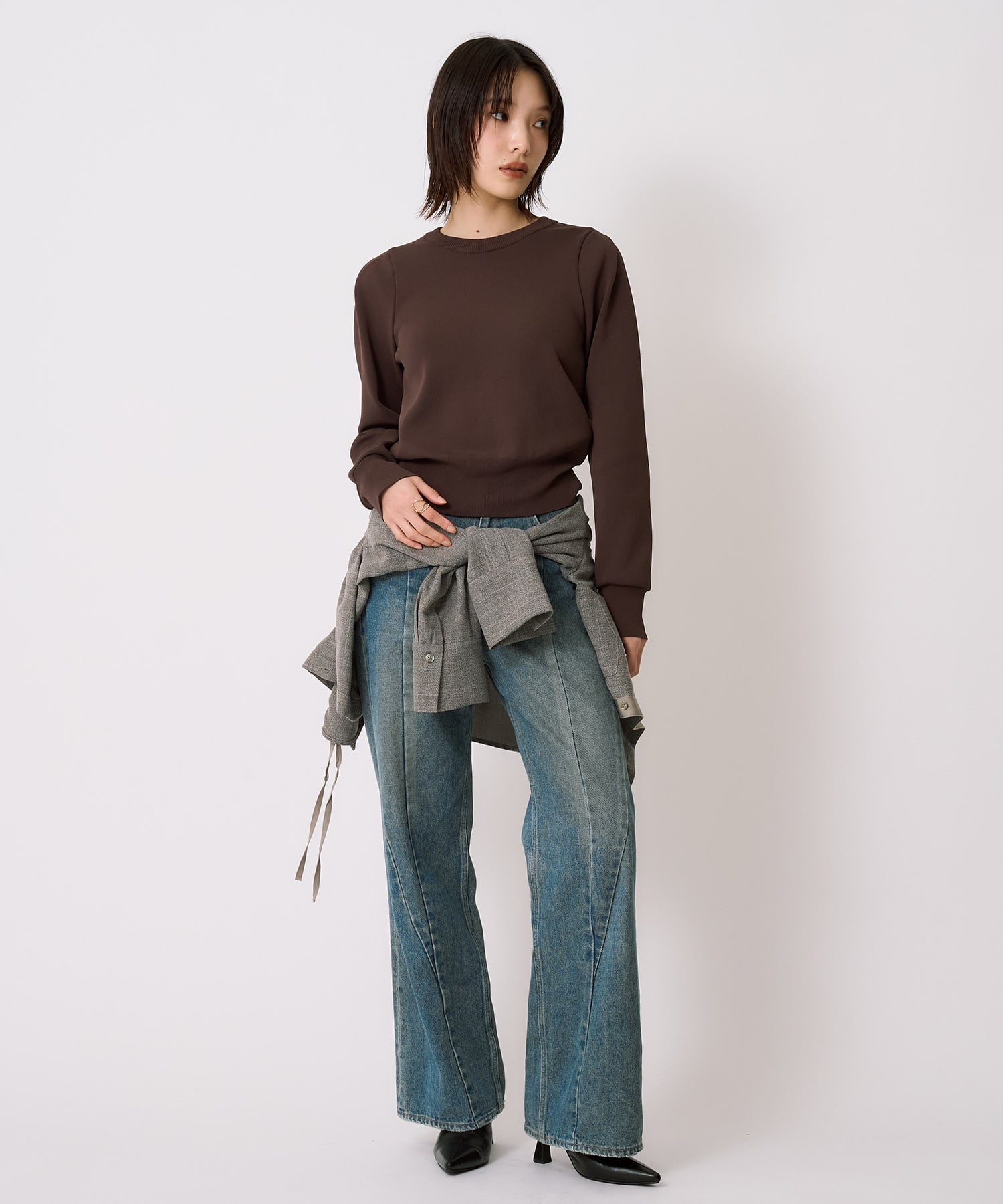 ショルダータックニットトップス