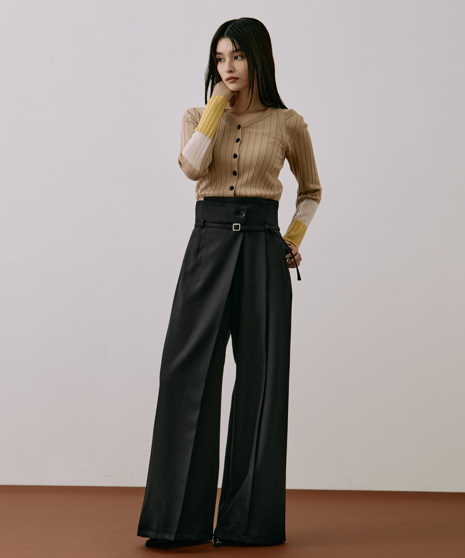 〈残りわずか〉HAKAMAアシメワイドパンツ