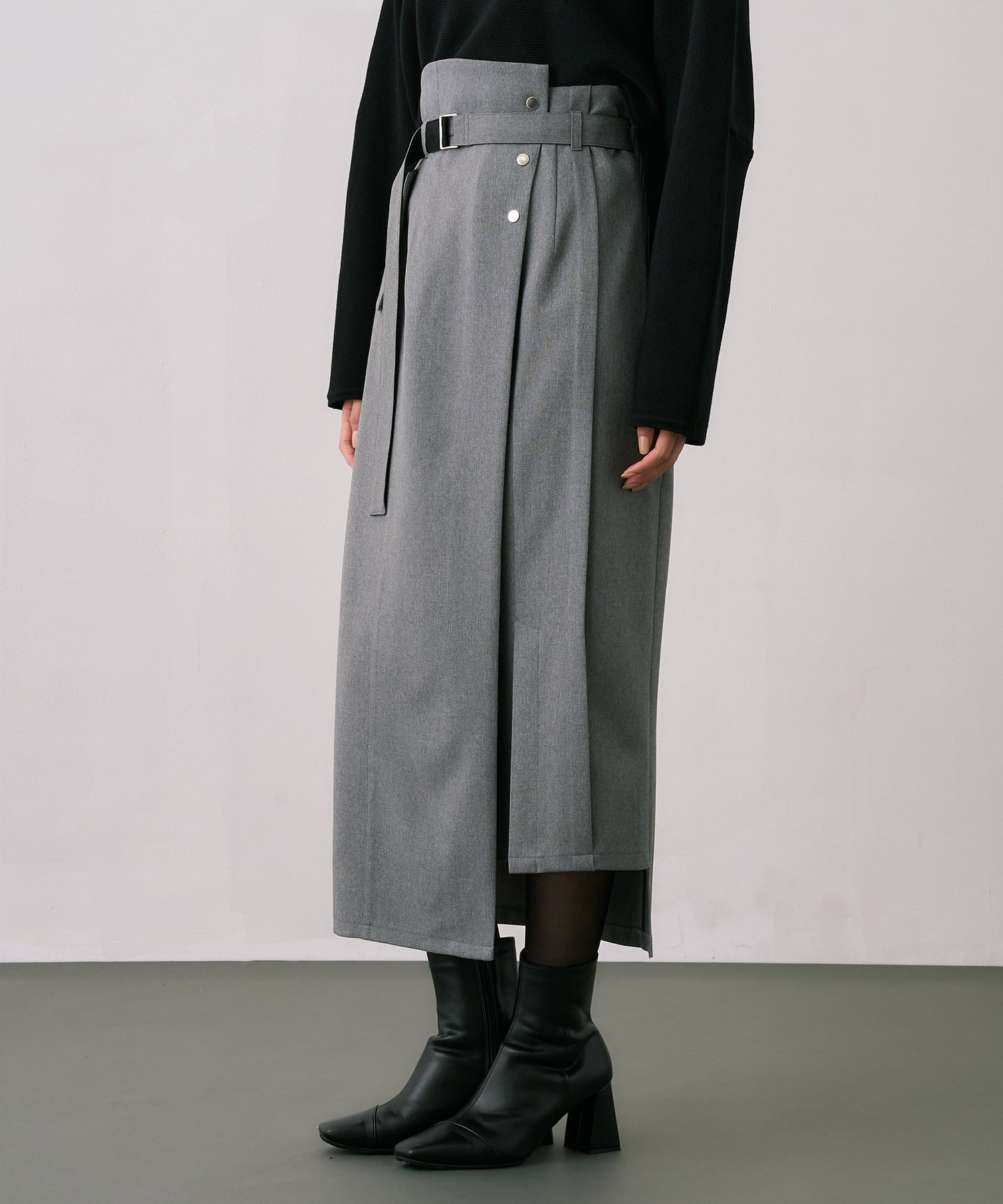 スリムエフェクトタイトスカート