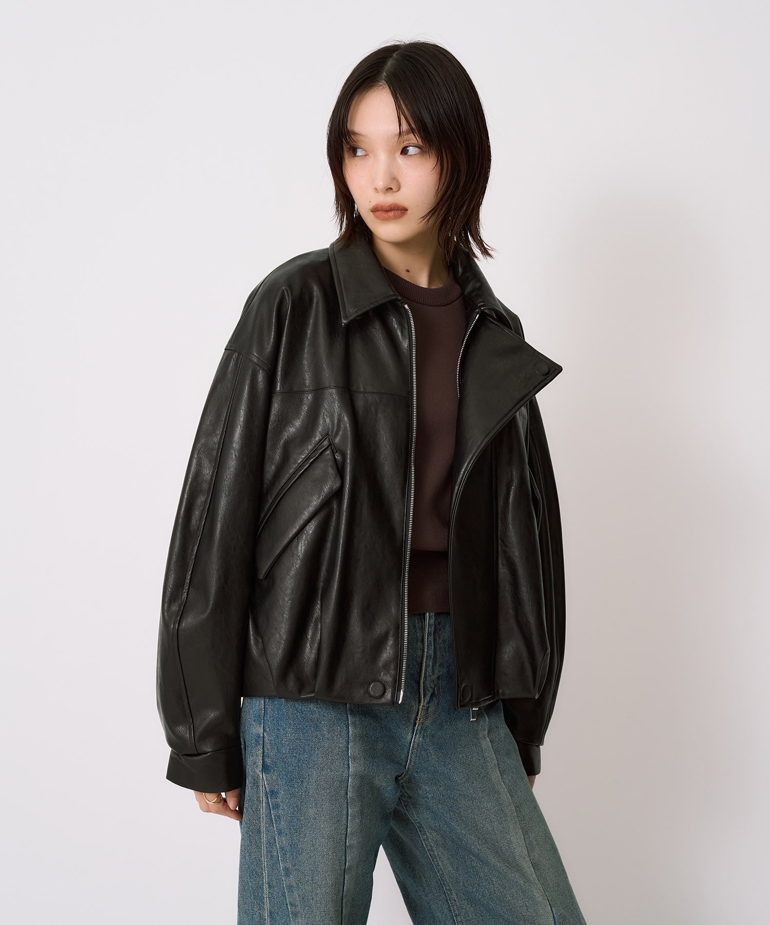 コクーンレザーボンバージャケット