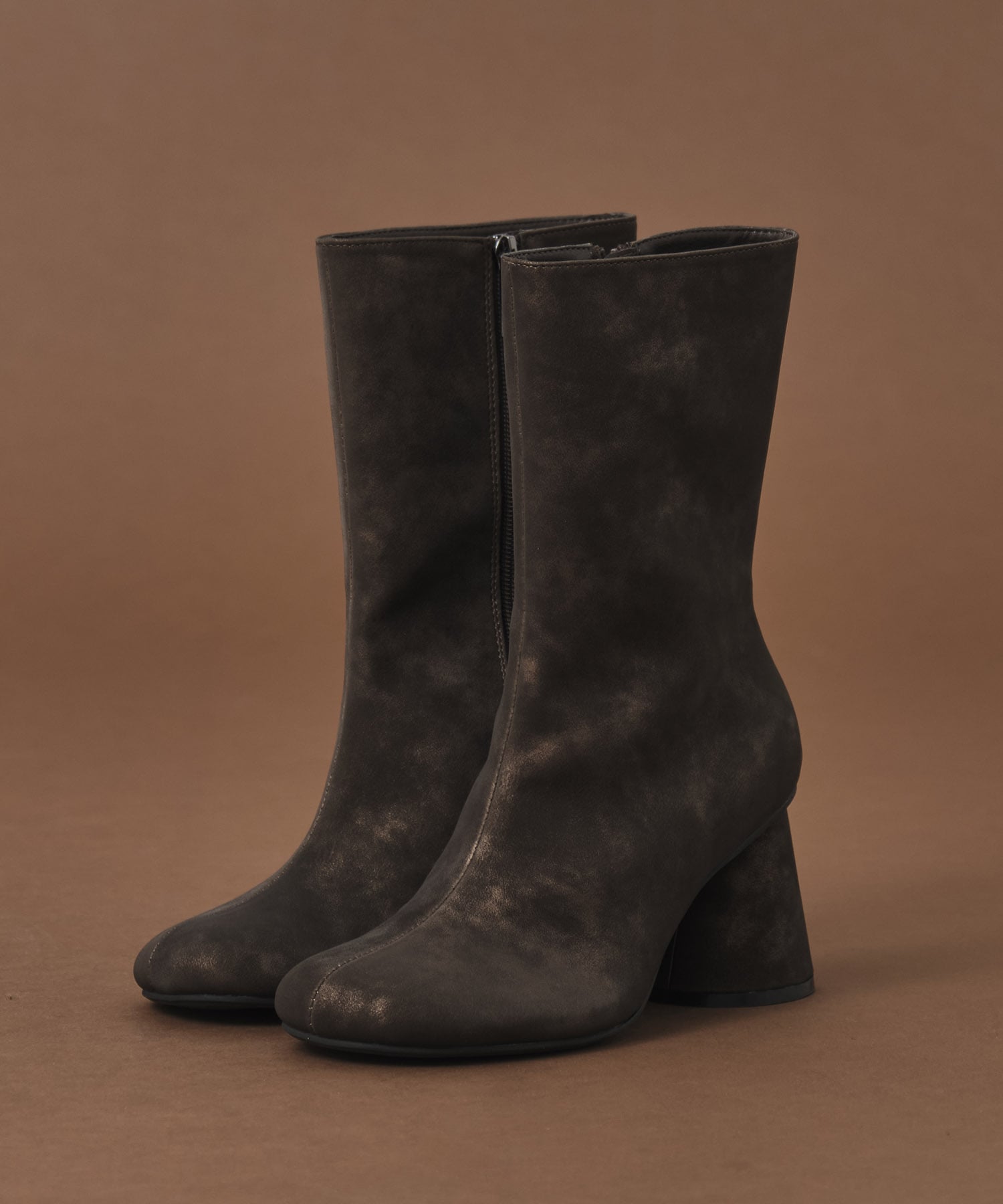 Cone Heel Round Boots