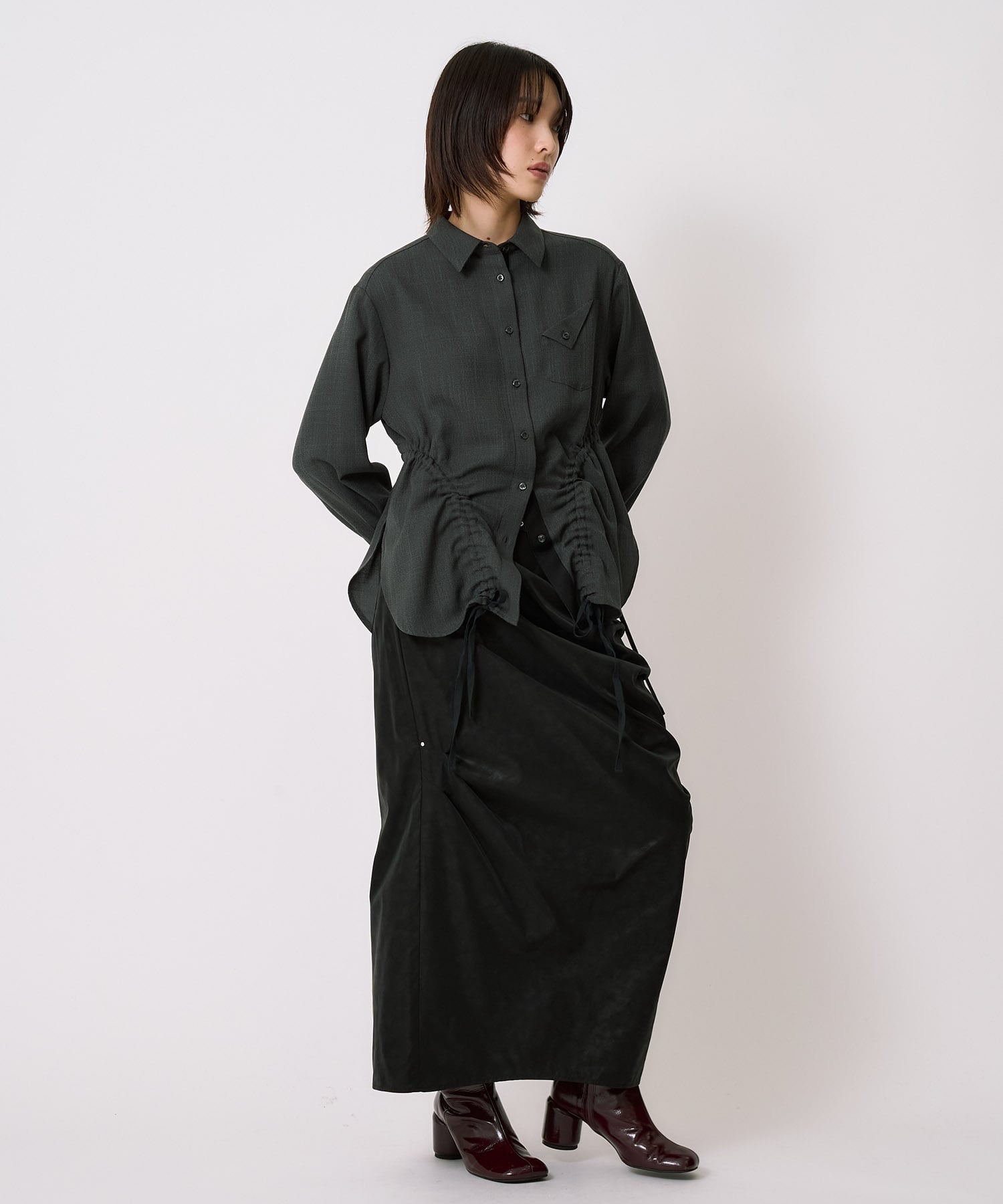 ドロストペプラムシャツ