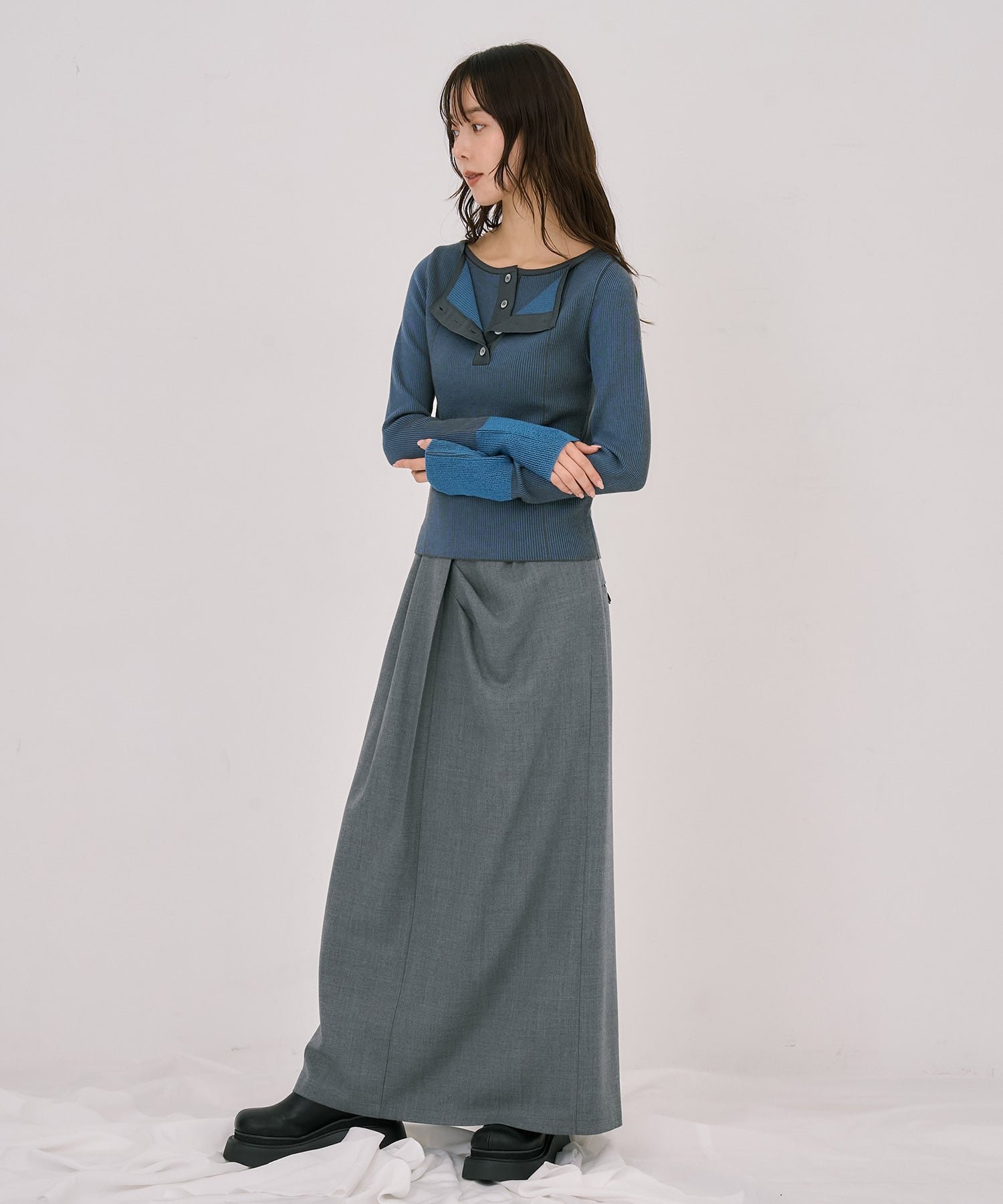 Wカラーレイヤーニット