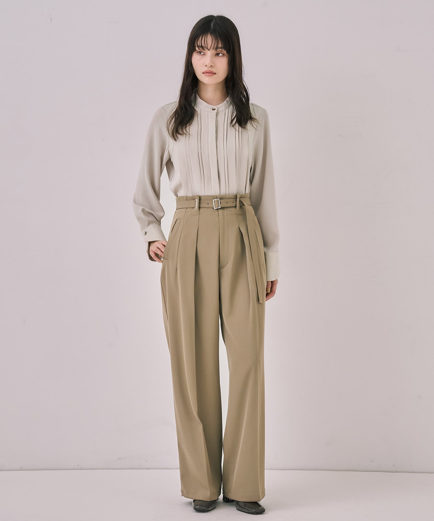 【WEB先行発売】アイレットベルトストレートパンツ