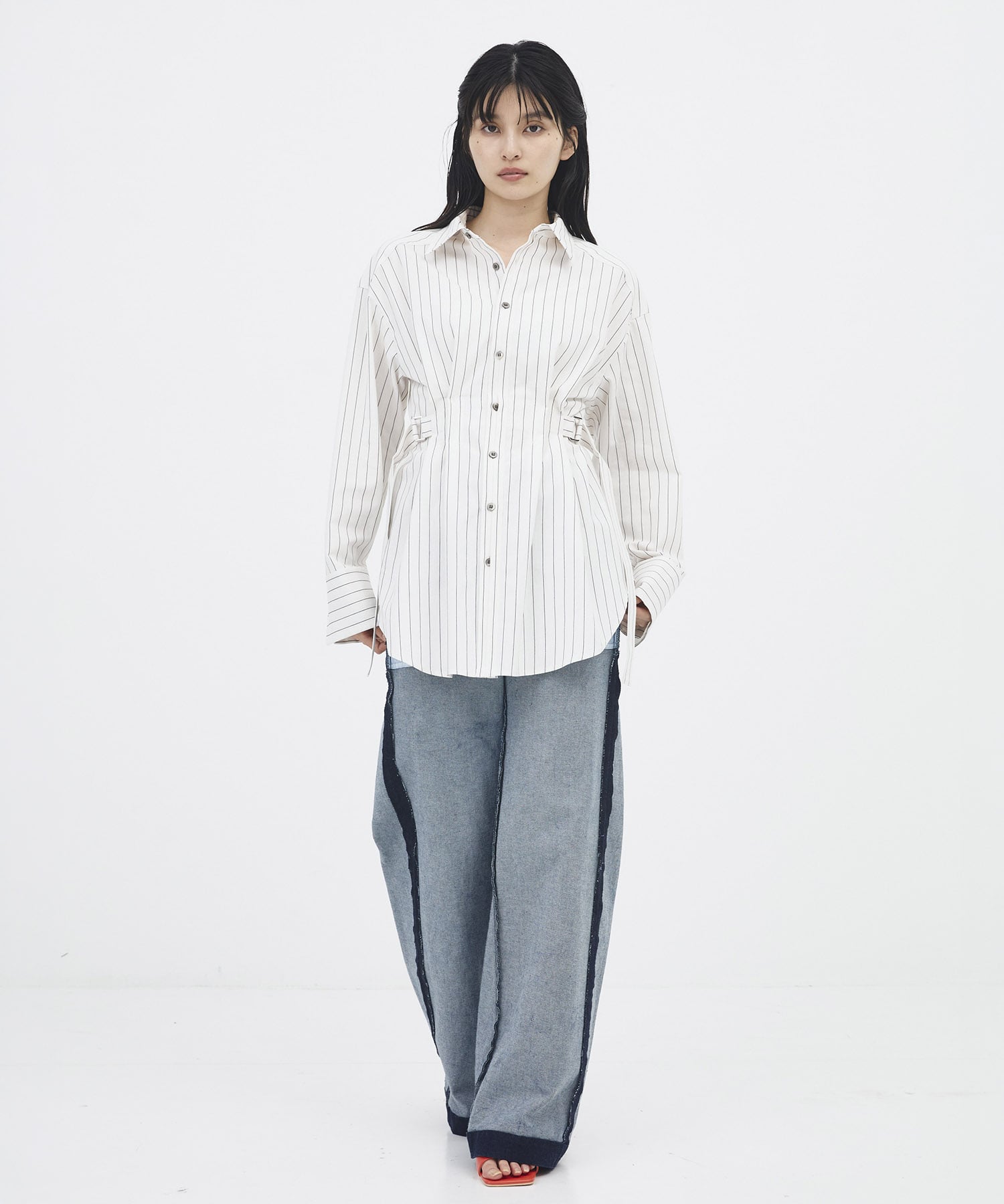 タックゴムシェイプベルトシャツ