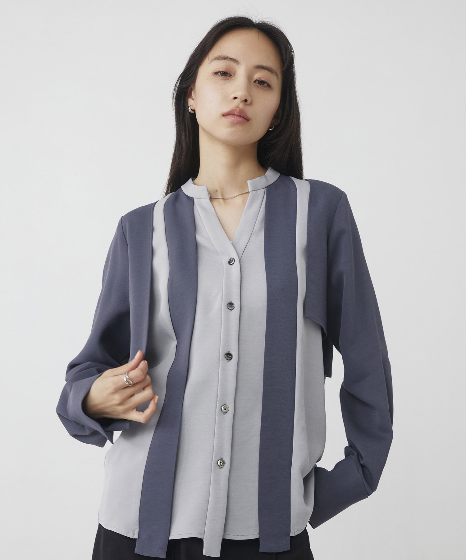 【WEB限定】レイヤードバイカラーブラウス