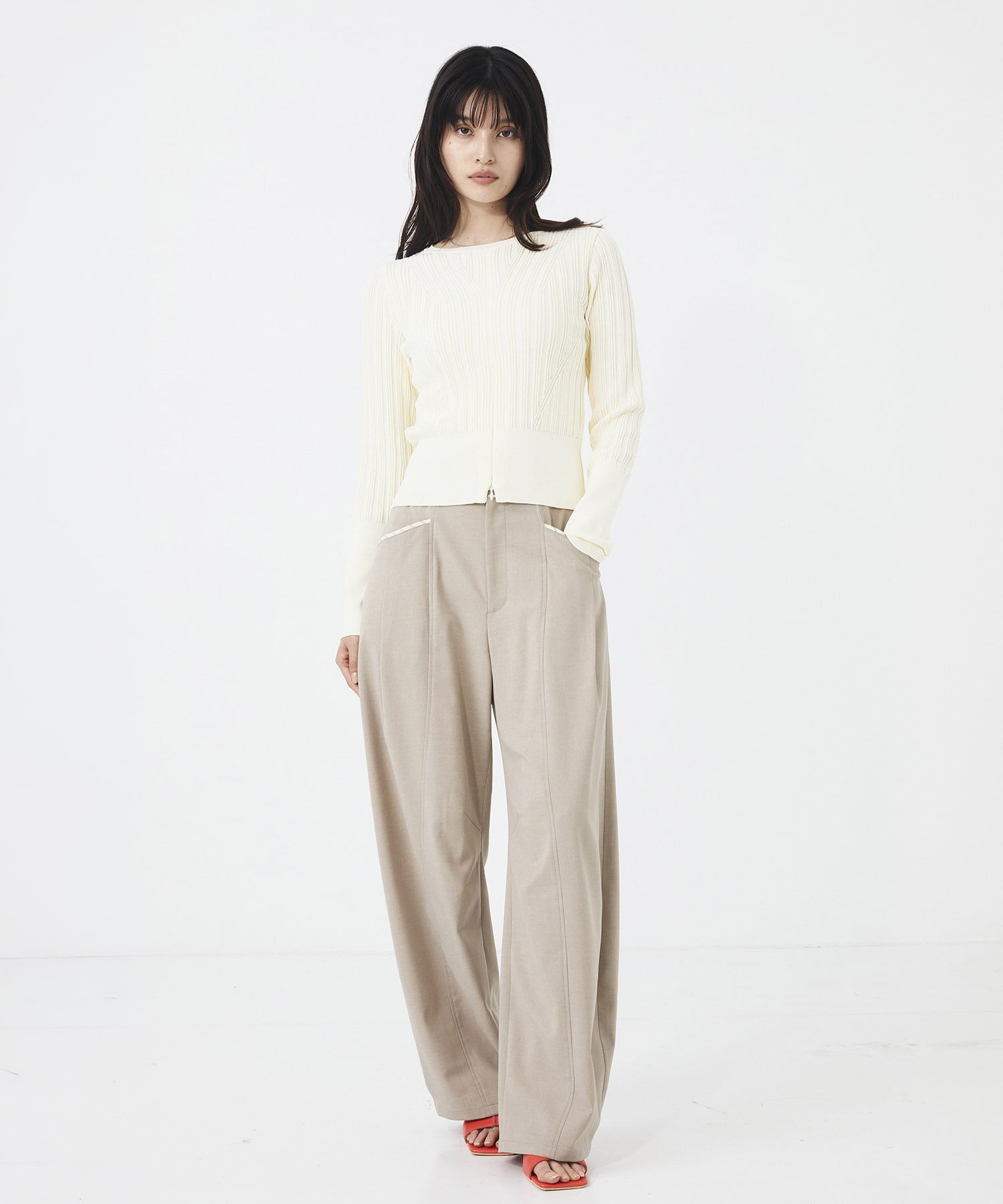 サーブルストレッチRIBニット