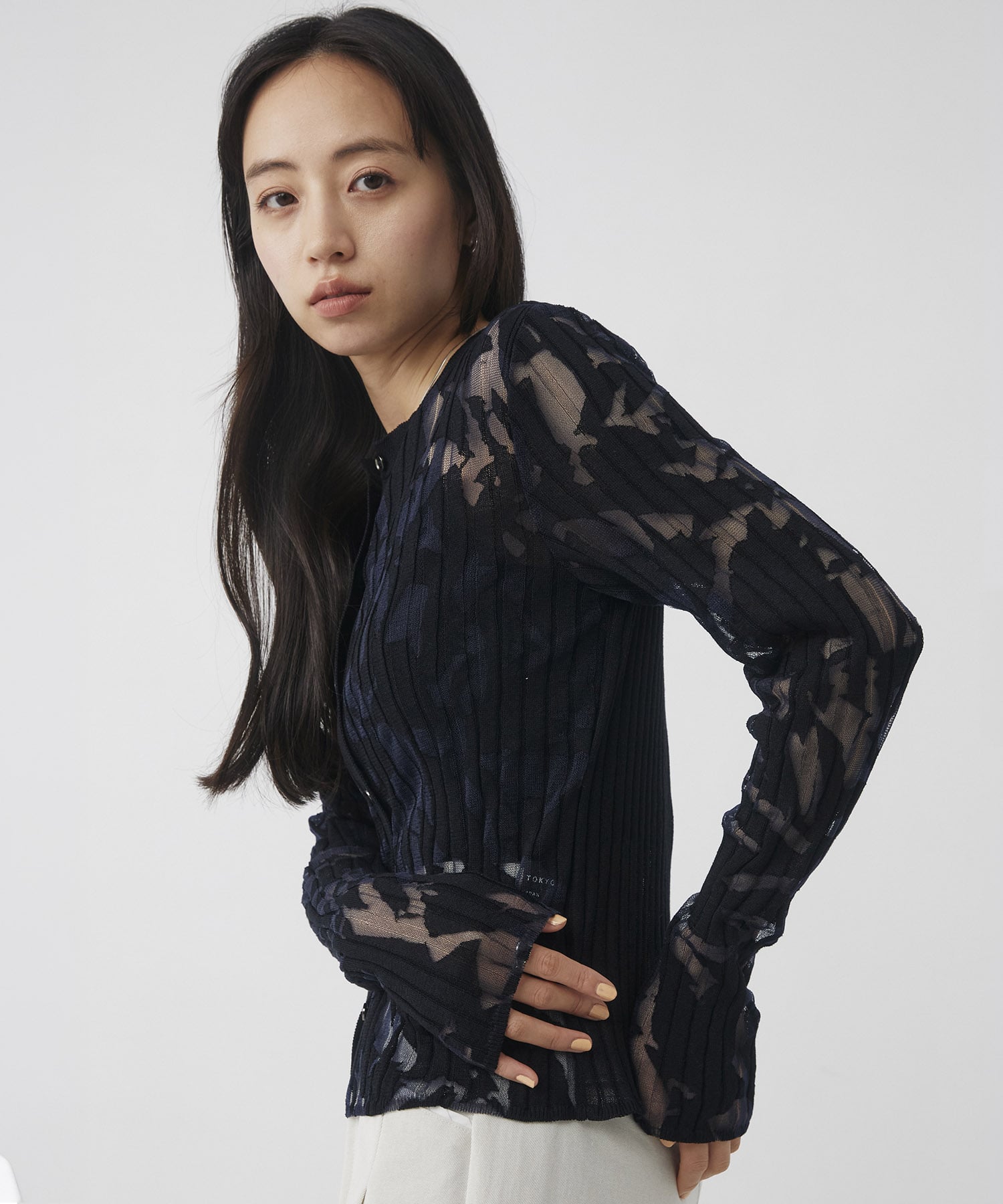 オパールニットカーデプルオーバー