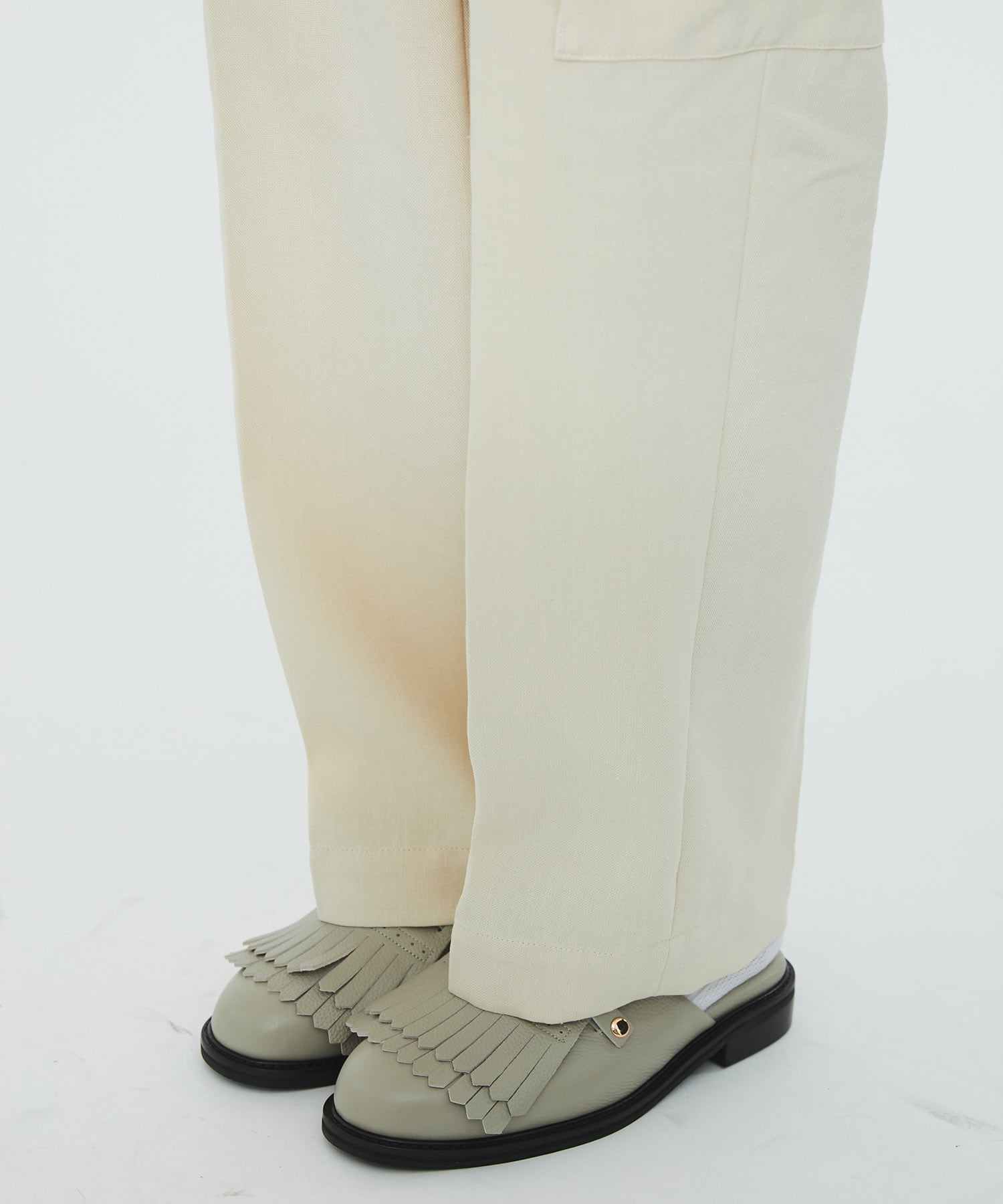 リネンキャンバスカーゴパンツ