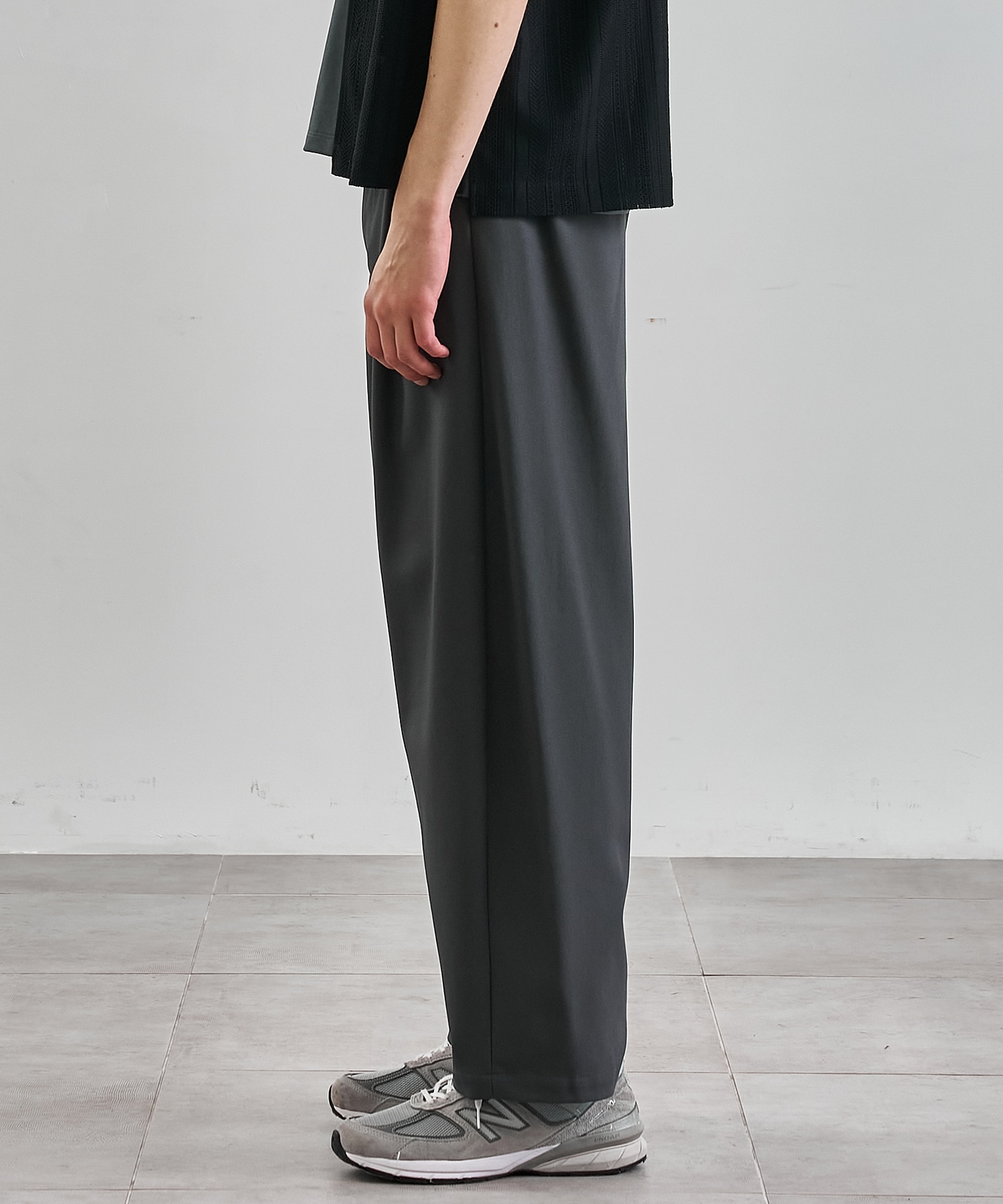 ハイツイスト バレルチノパンツ