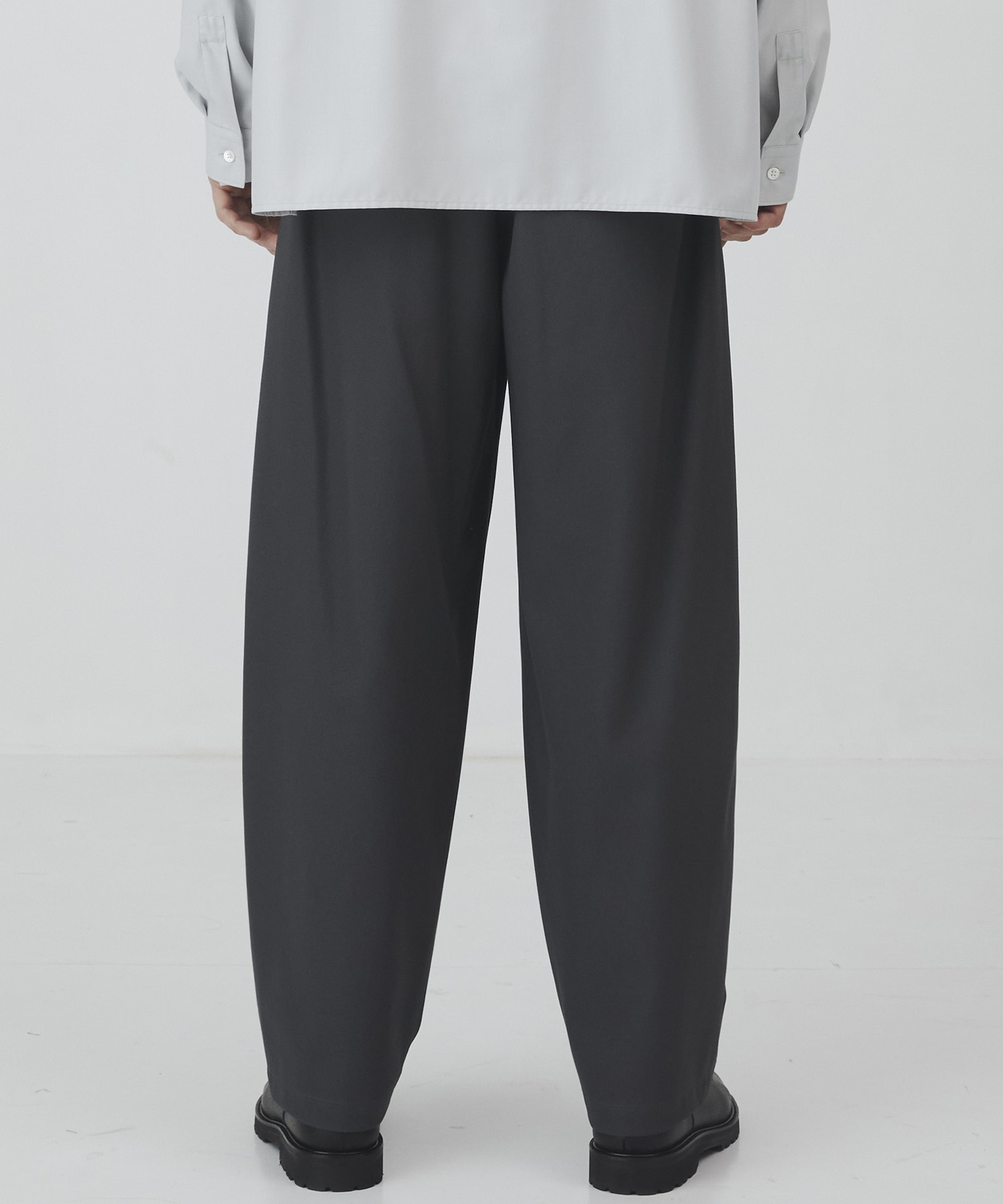 〈2026SS〉ハイツイスト バレルチノパンツ