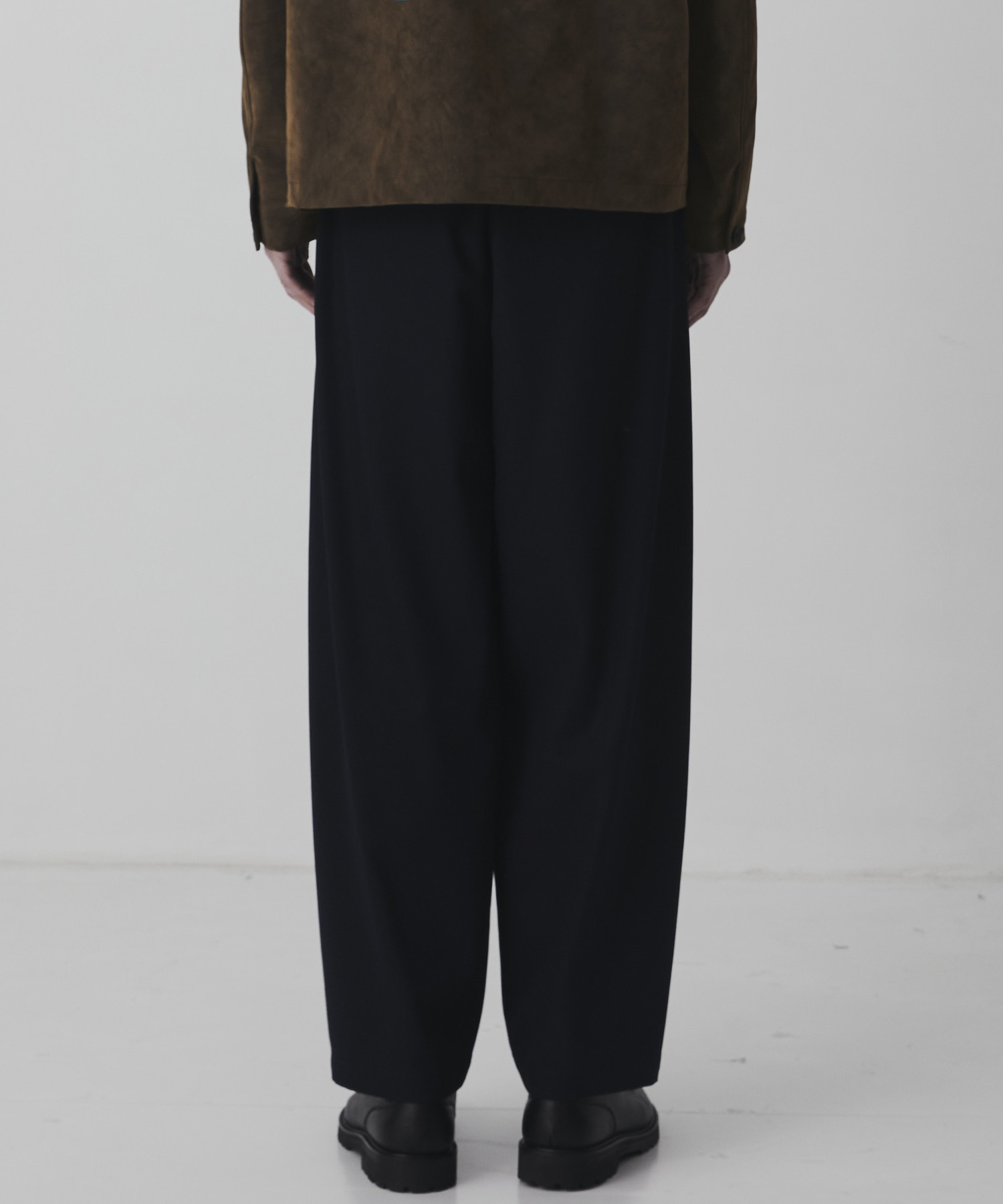 〈WEB限定〉ハイツイスト バレルチノパンツ