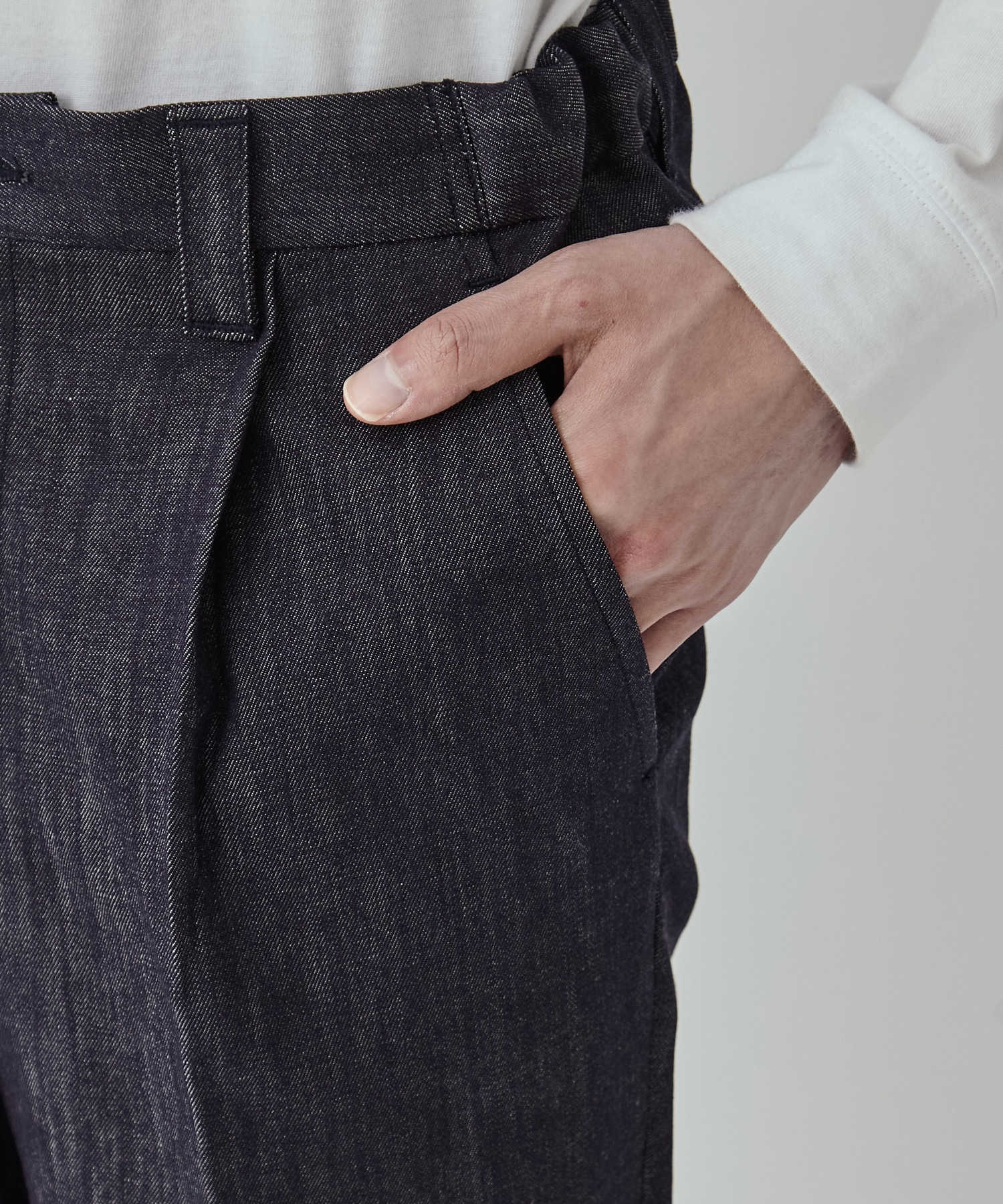 【一部店舗限定】9oz RAYON STRETCH テーパードデニム