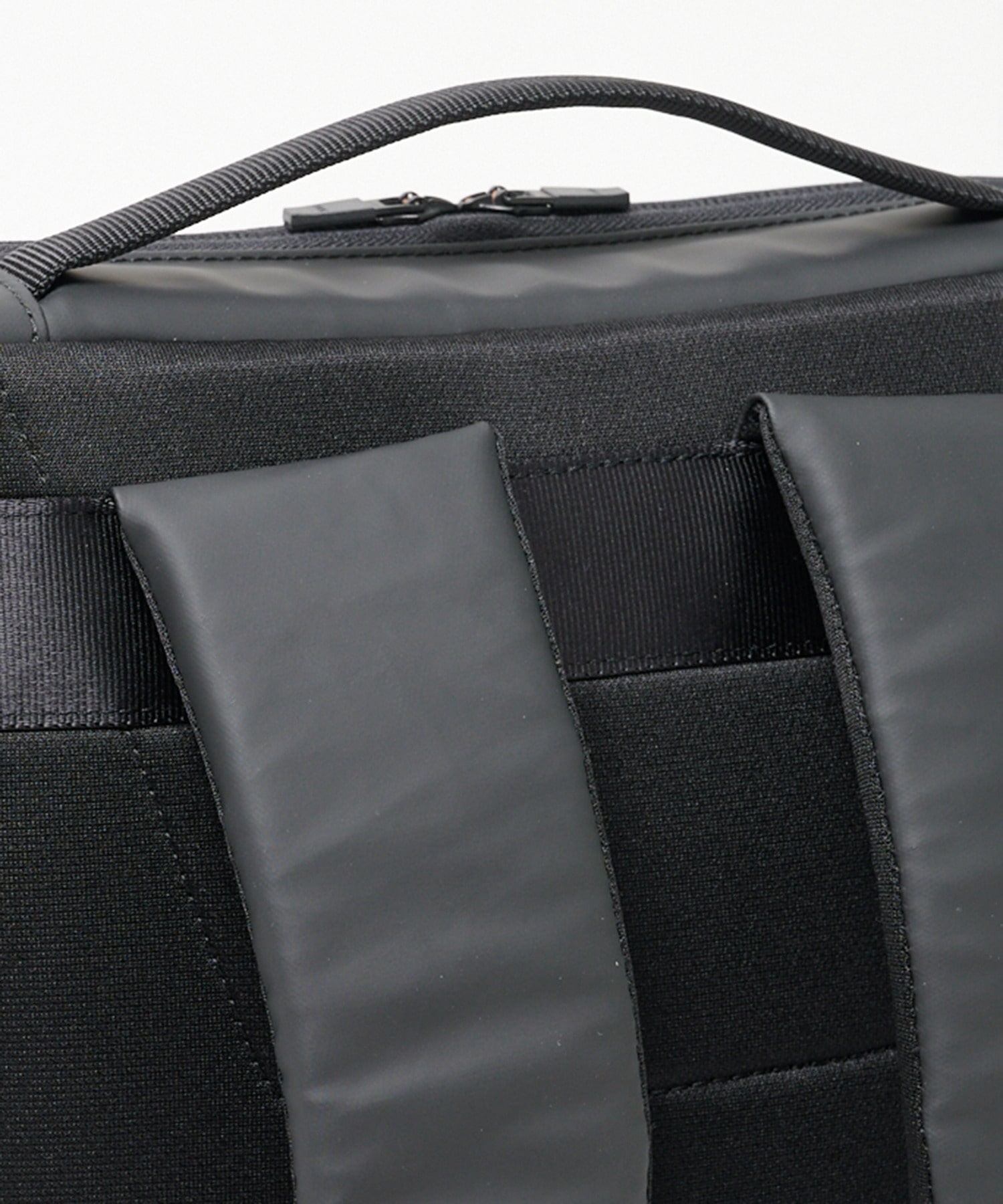 CF レザースマートバックパック