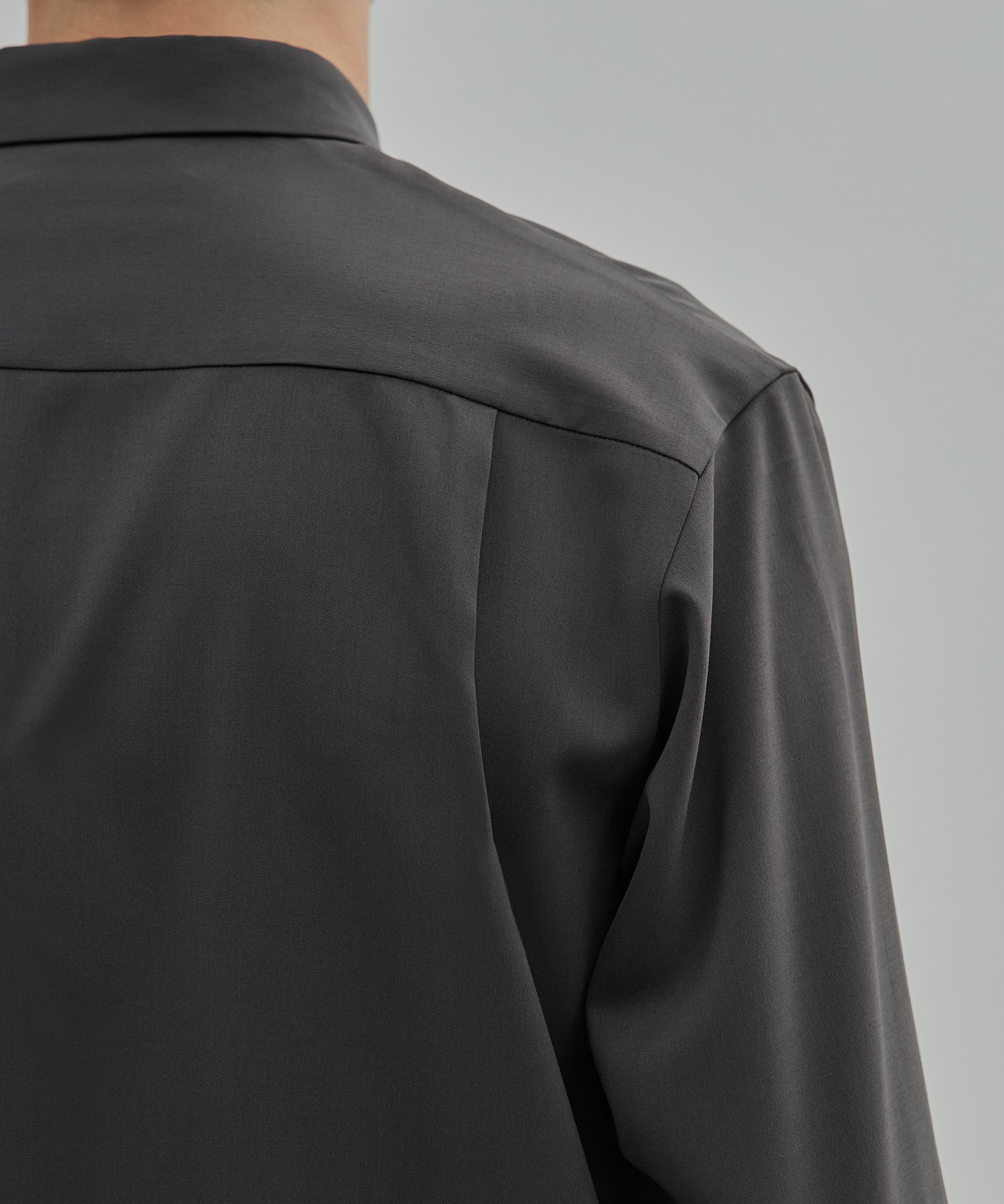 〈新発売〉Dry Twist レギュラーカラーシャツ