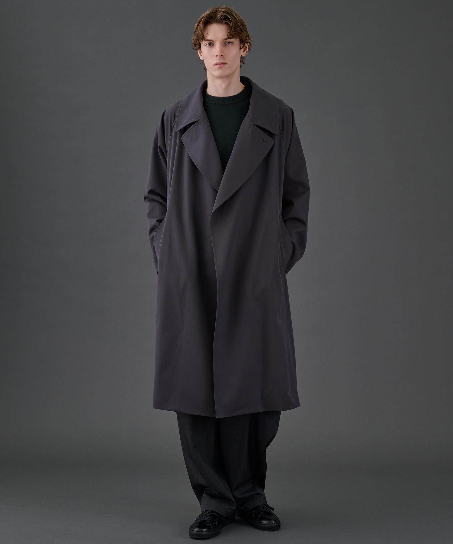 アウトラスト メリノウール クルーネックニット