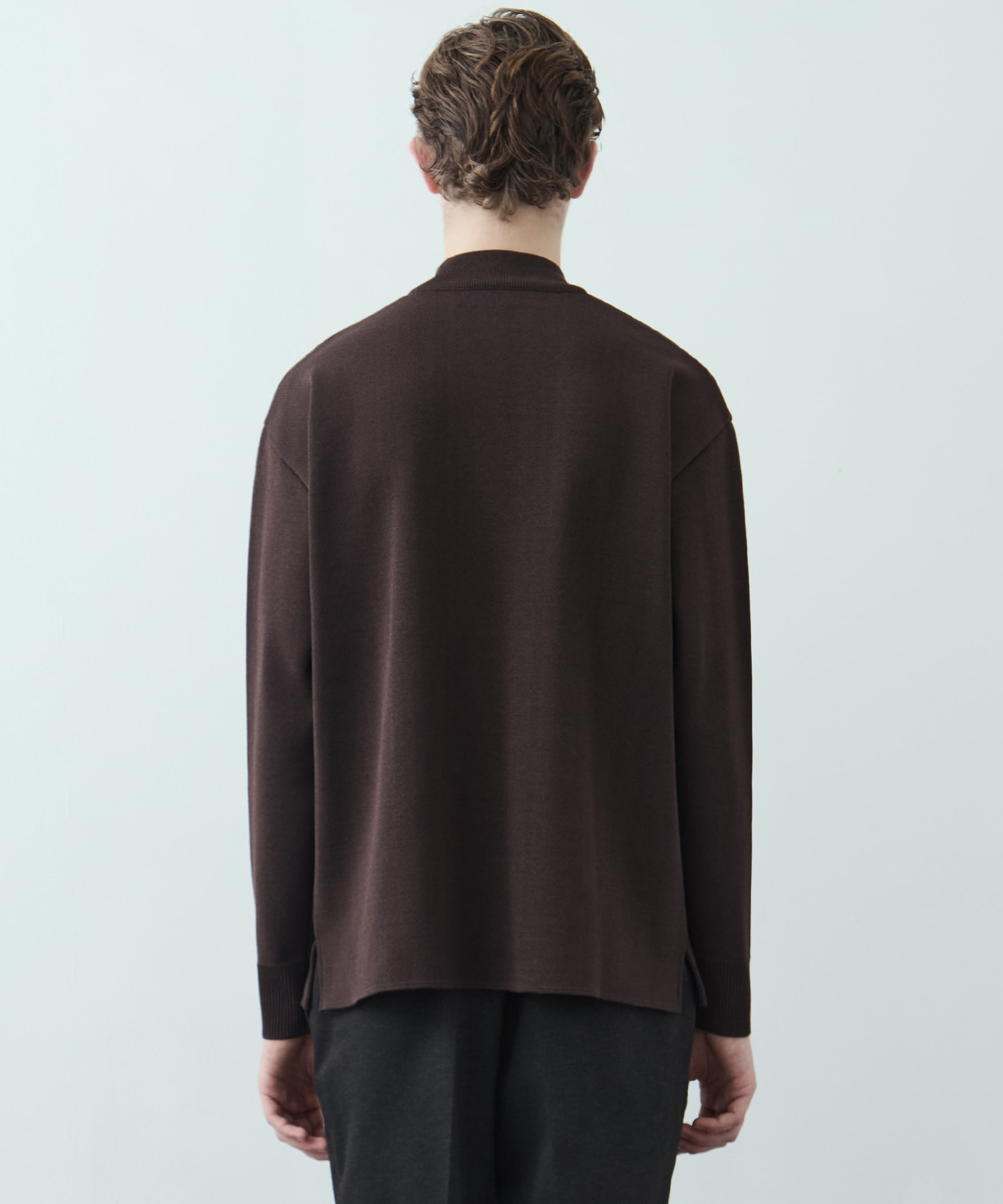 〈WEB限定〉SILVER WOOL MOCK NECK KNIT