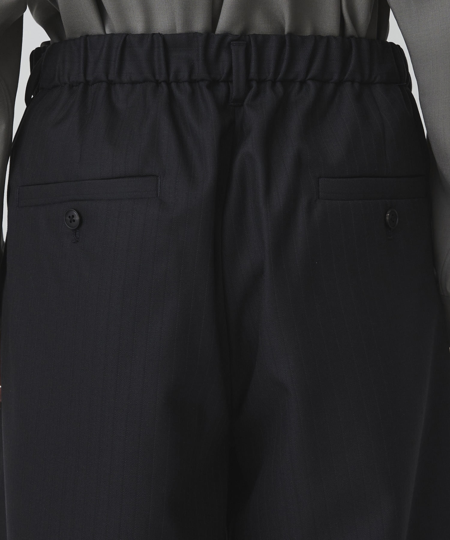 〈2026SS〉RWS CHUBUT WOOL バルーンスラックス