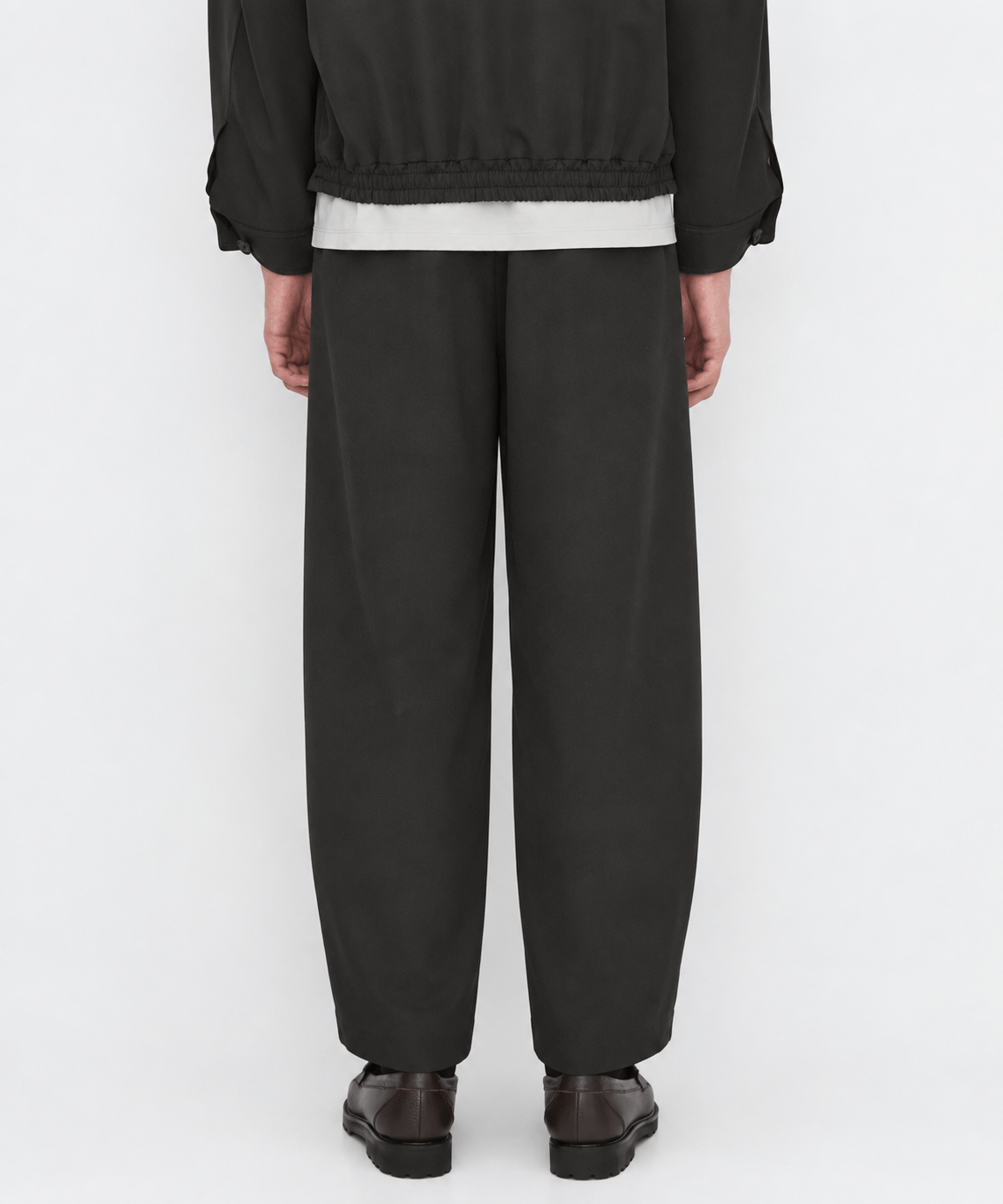 超撥水 SUPER 120's WOOL GABARDINE 2タックバレルパンツ
