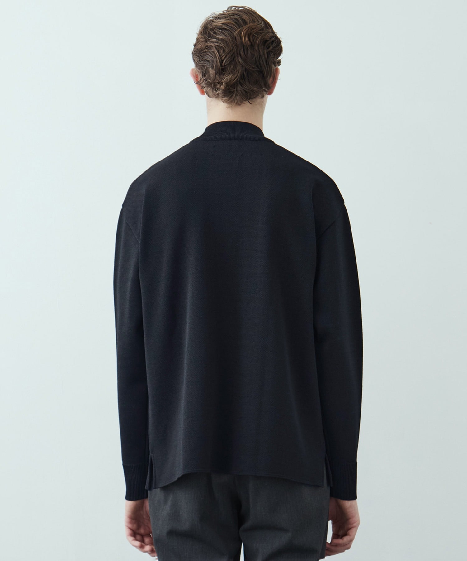 〈WEB限定〉SILVER WOOL MOCK NECK KNIT