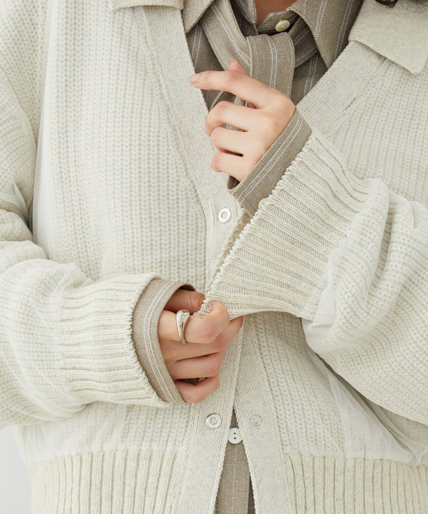 カバーチュールカーディガン