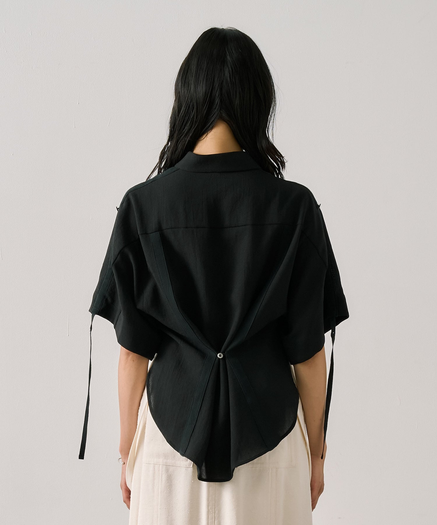 Adjustable Length Mesh Shirt