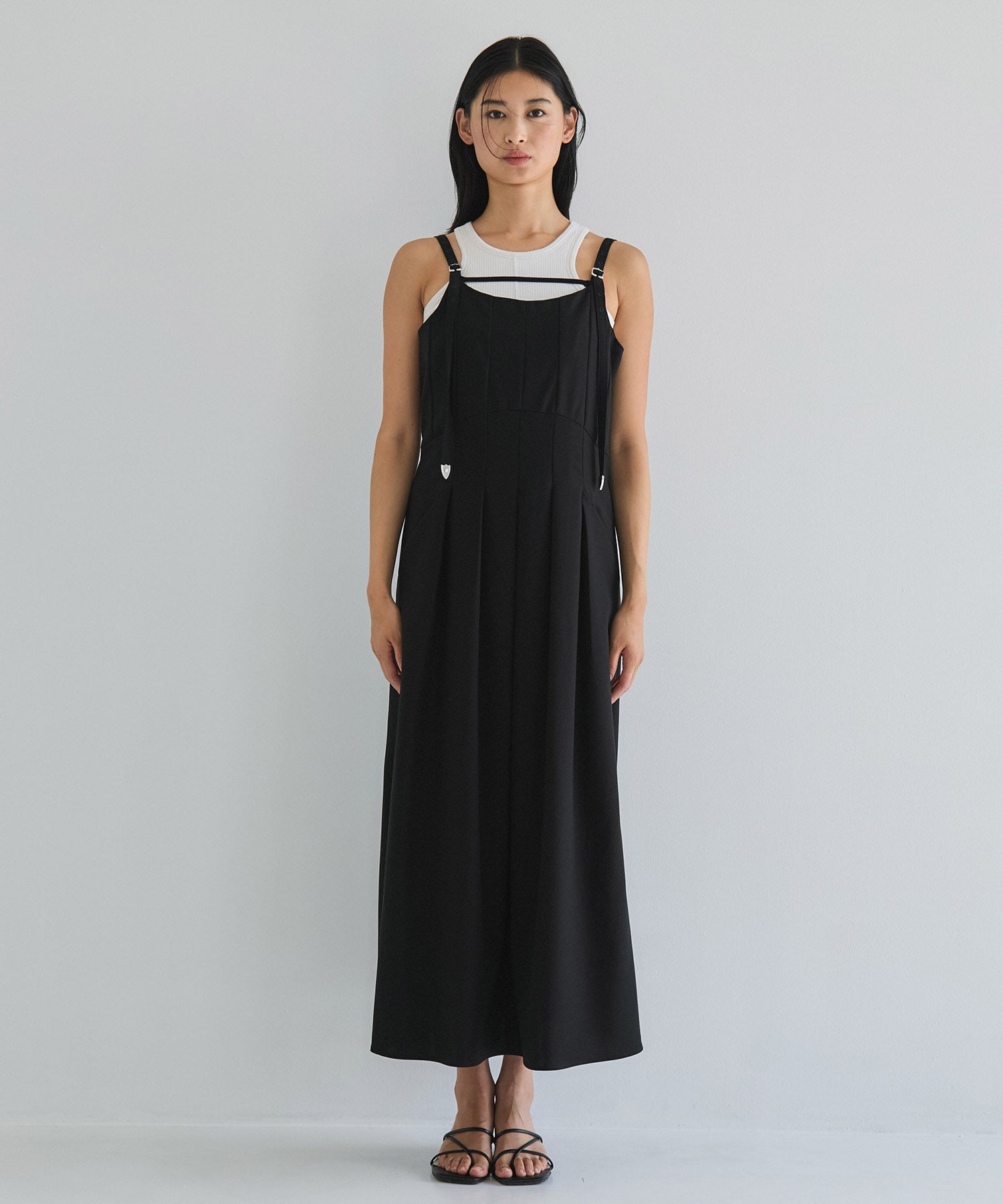 【オンラインストア先行販売】シェイプタックキャミワンピース