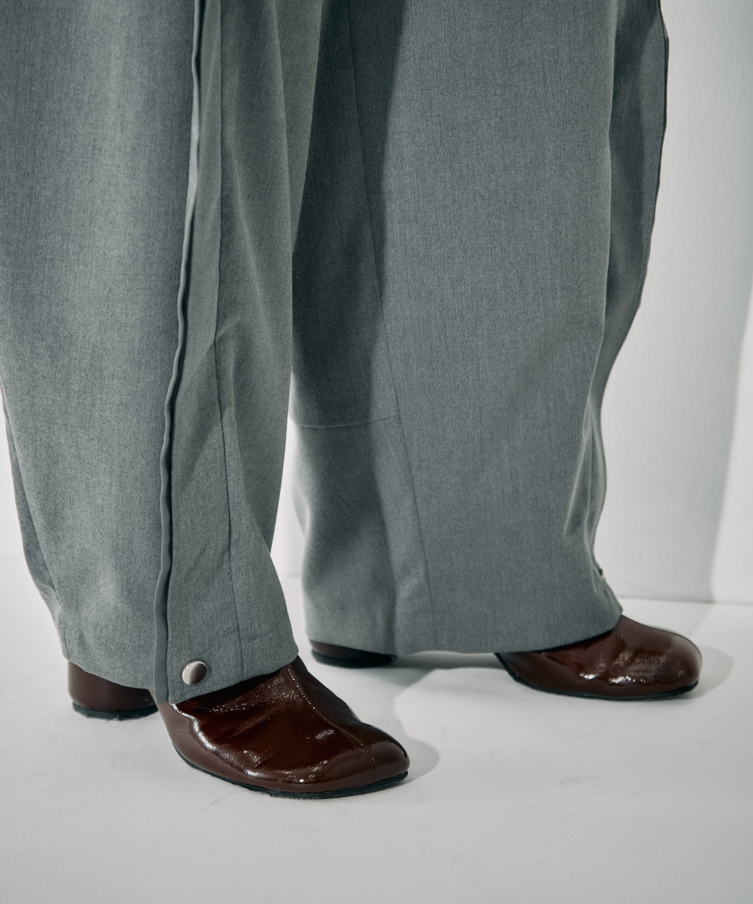 バレルレッグパンツ