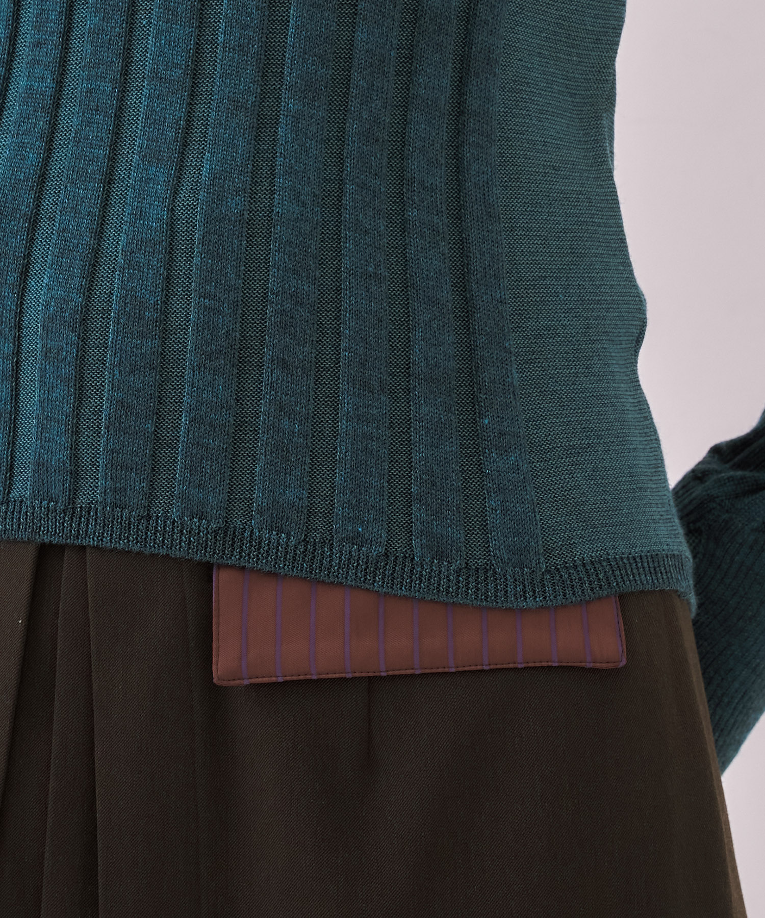 リップルレイヤーニット