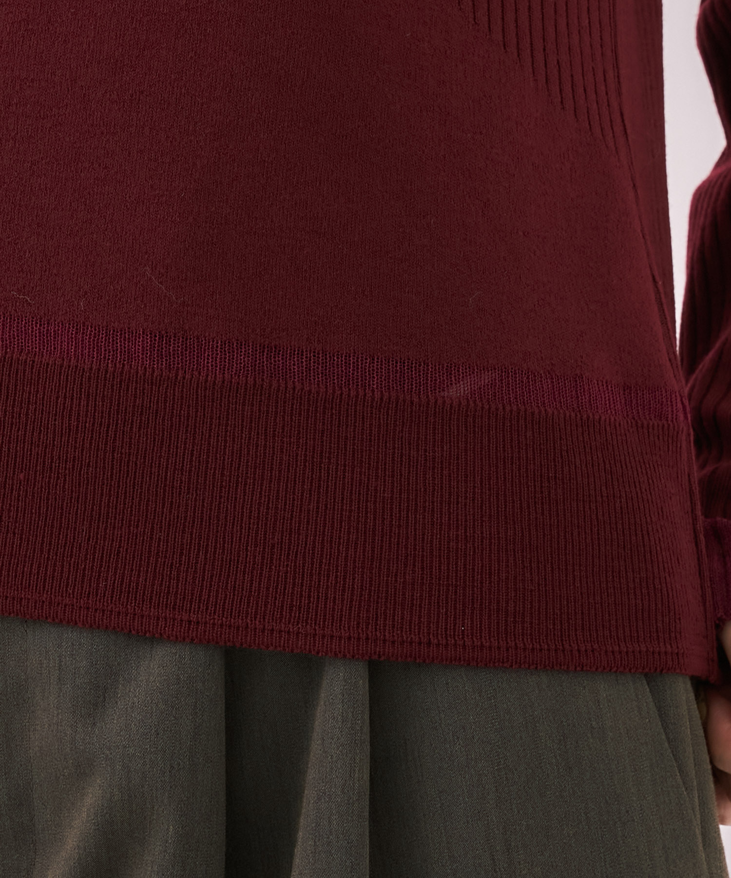 クリアコンビVネックニットプルオーバー