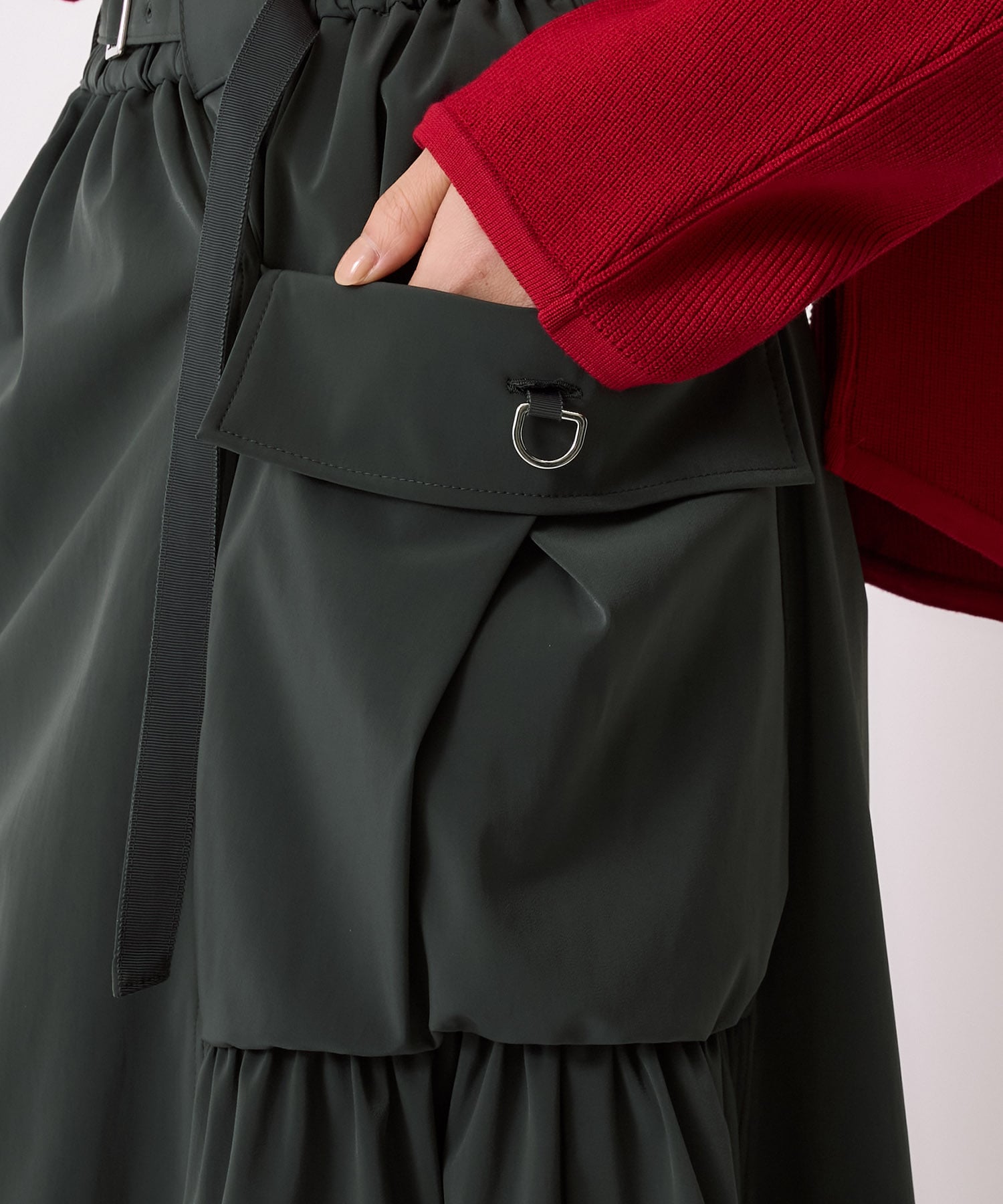 ドロストバルーンスカート