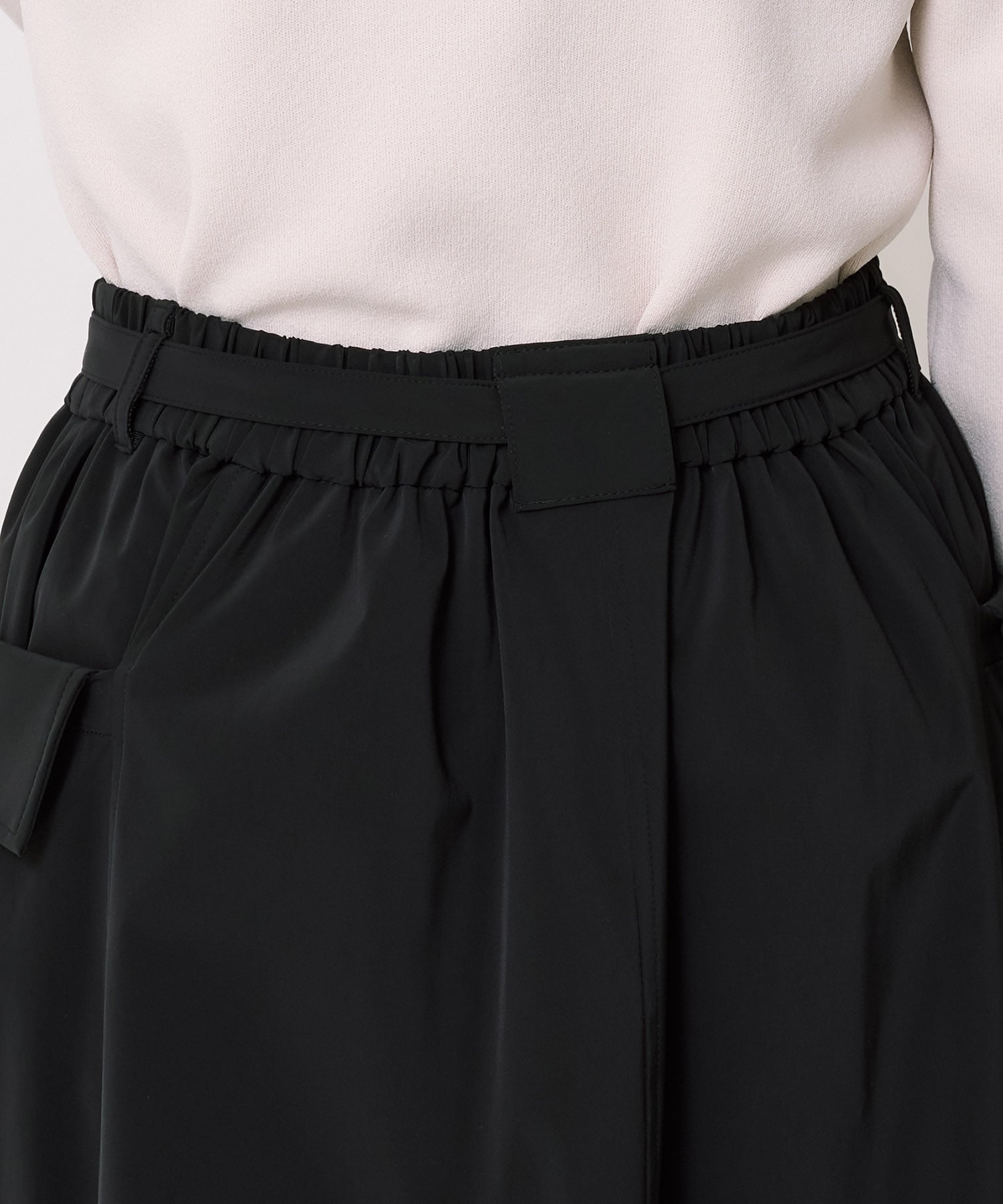 ドロストバルーンスカート