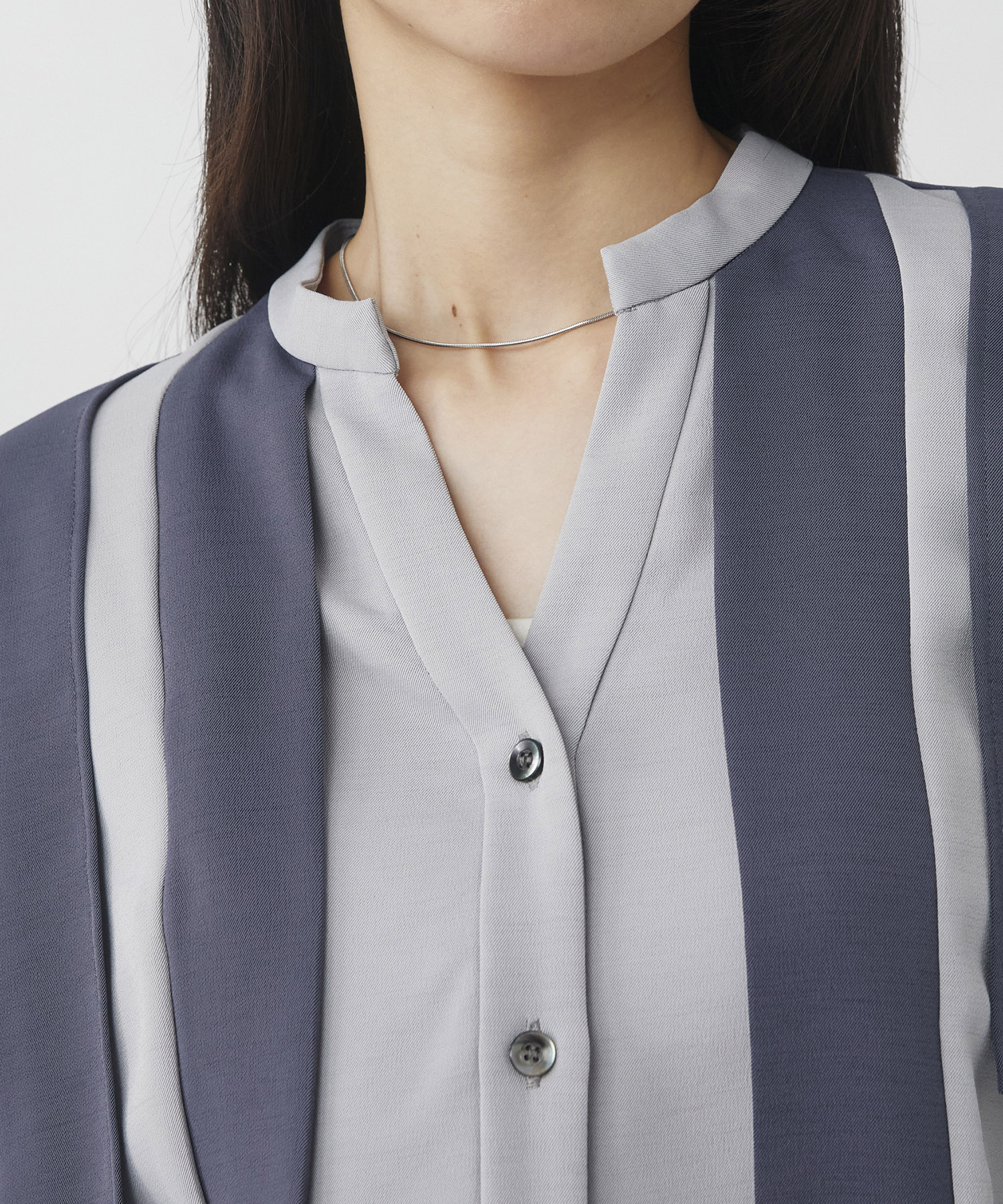 【WEB限定】レイヤードバイカラーブラウス