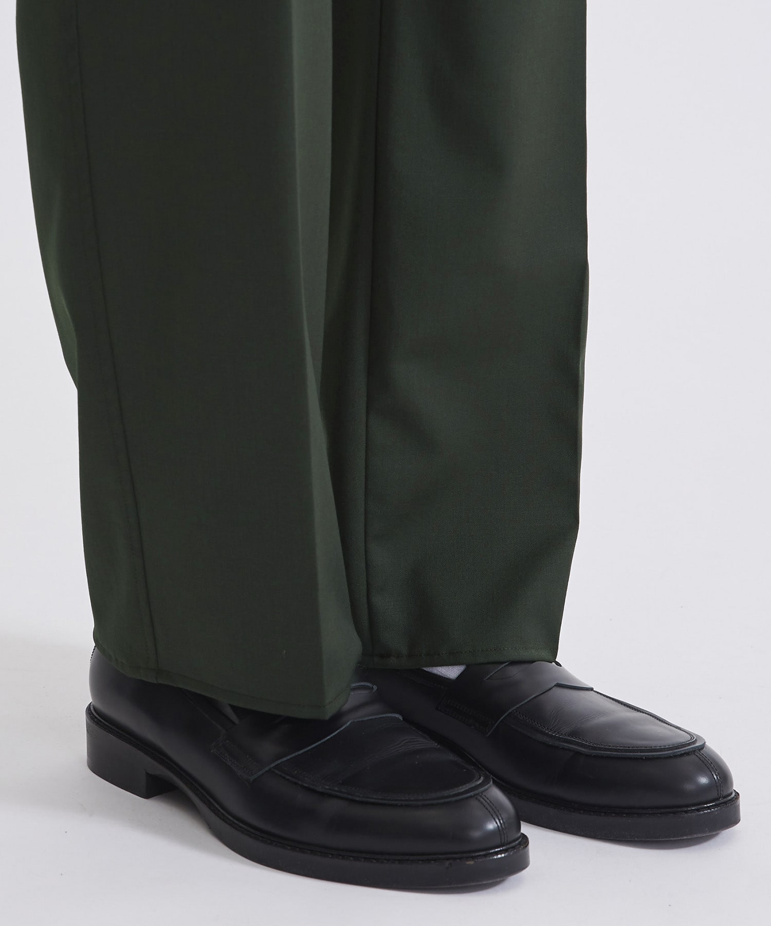 TECH WOOL スラックス