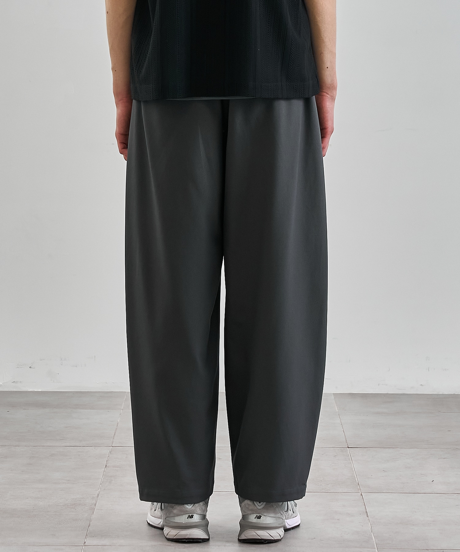 ハイツイスト バレルチノパンツ