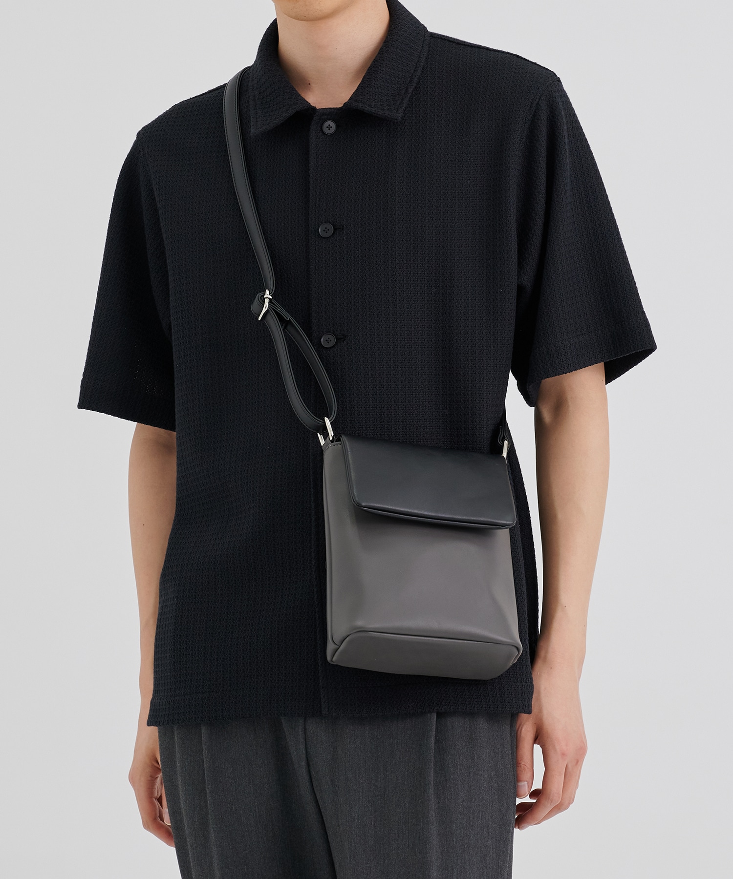 LEATHER SHOULDER MINI BAG