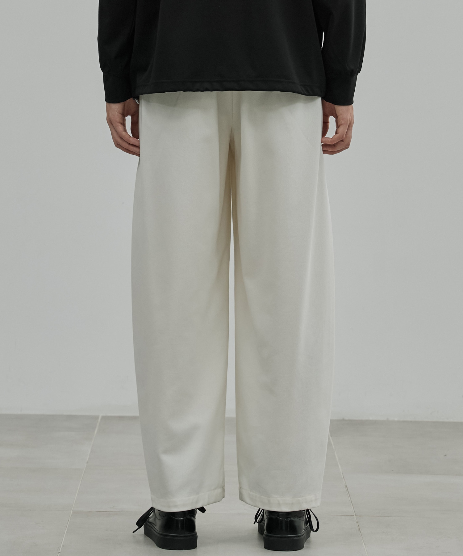 〈2026SS〉ハイツイスト バレルチノパンツ