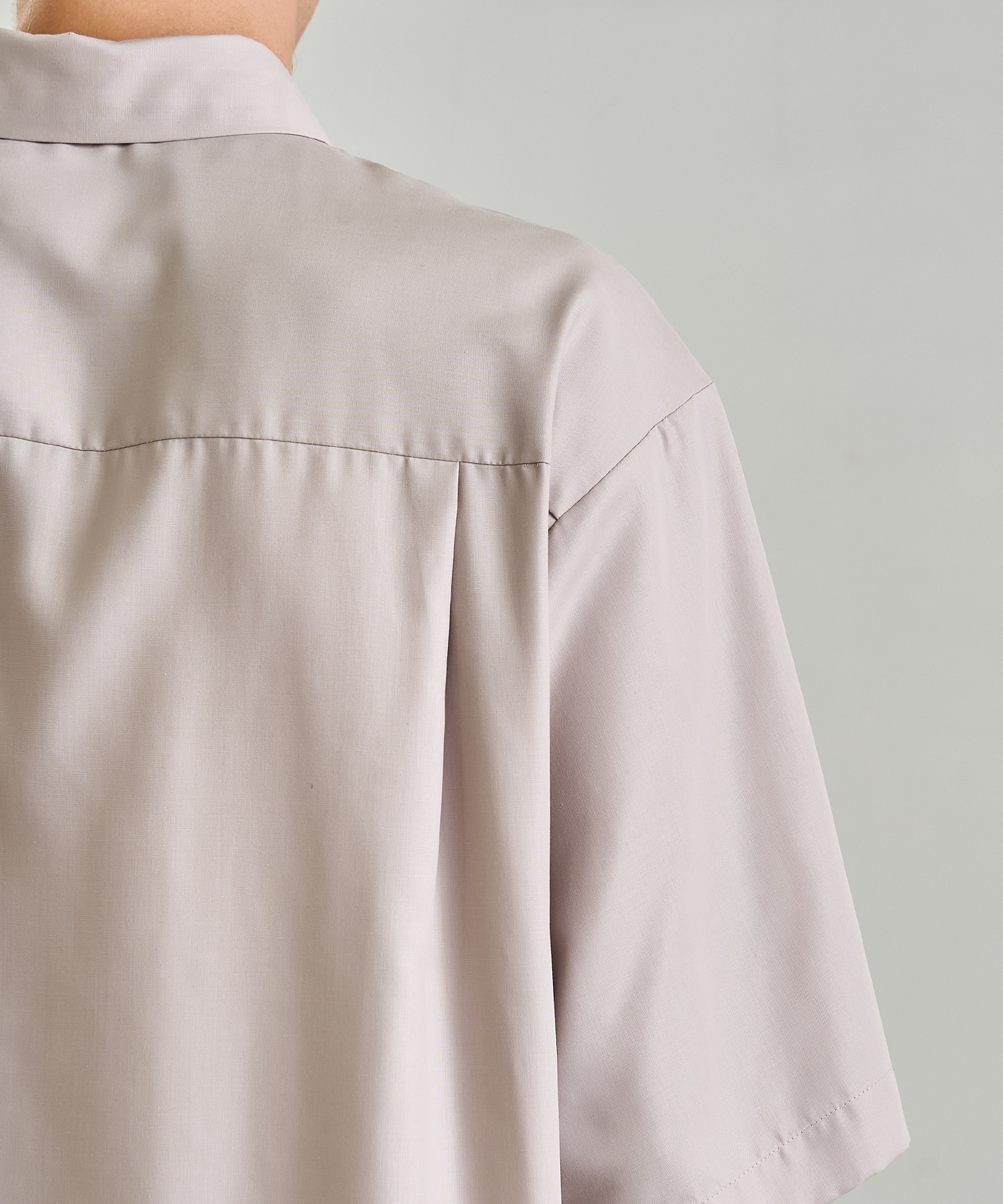 〈一部店舗限定〉DRY RAYON  ショートスリーブシャツ
