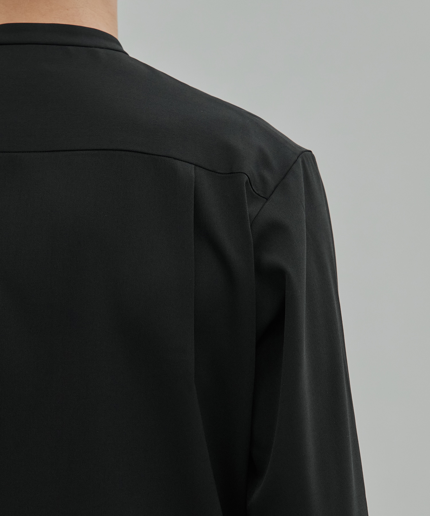 〈新発売〉Dry Twist バンドカラーシャツ