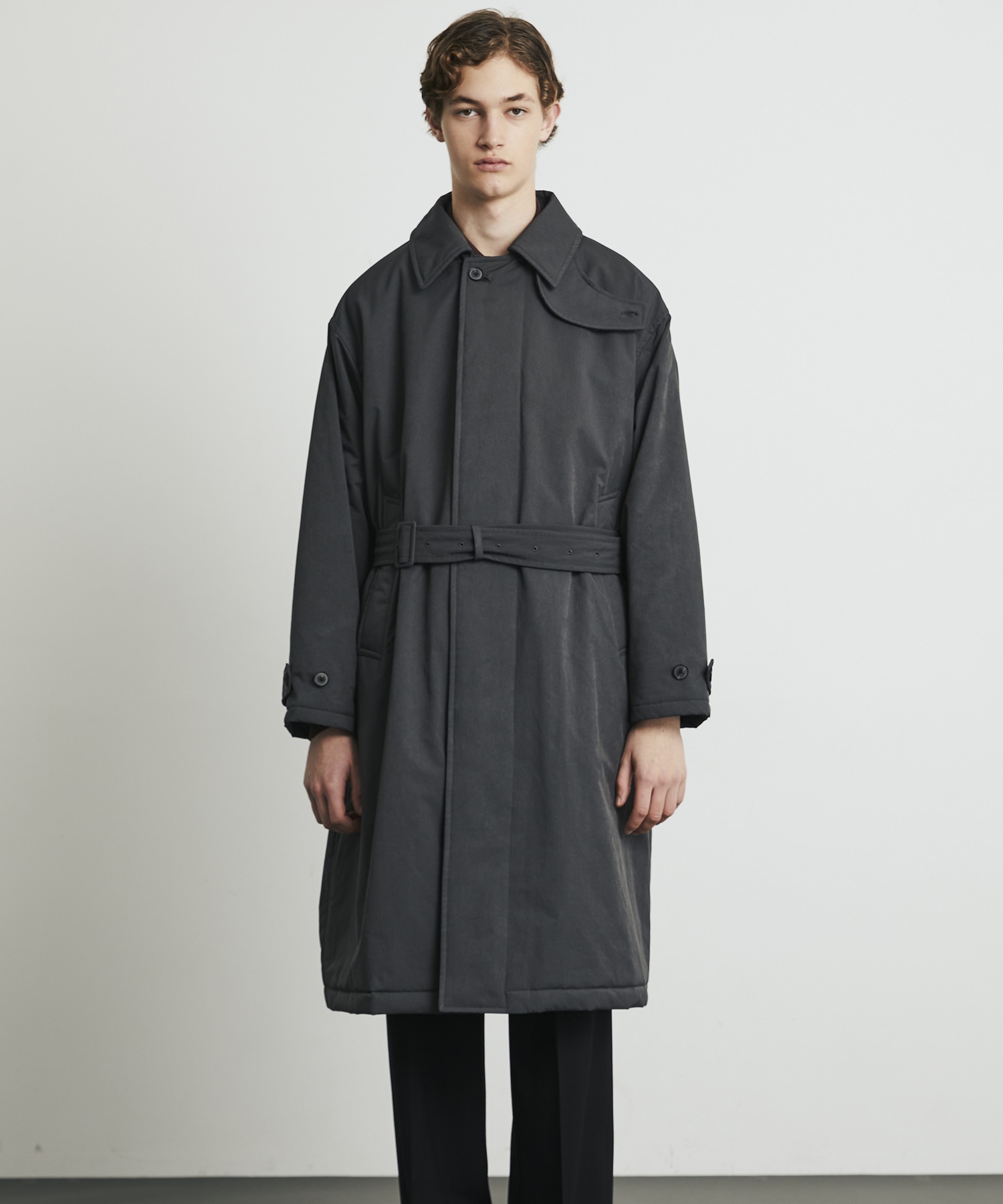 〈10周年記念｜残りわずか〉×EX LIGHT DOLPHIN PADDED COAT