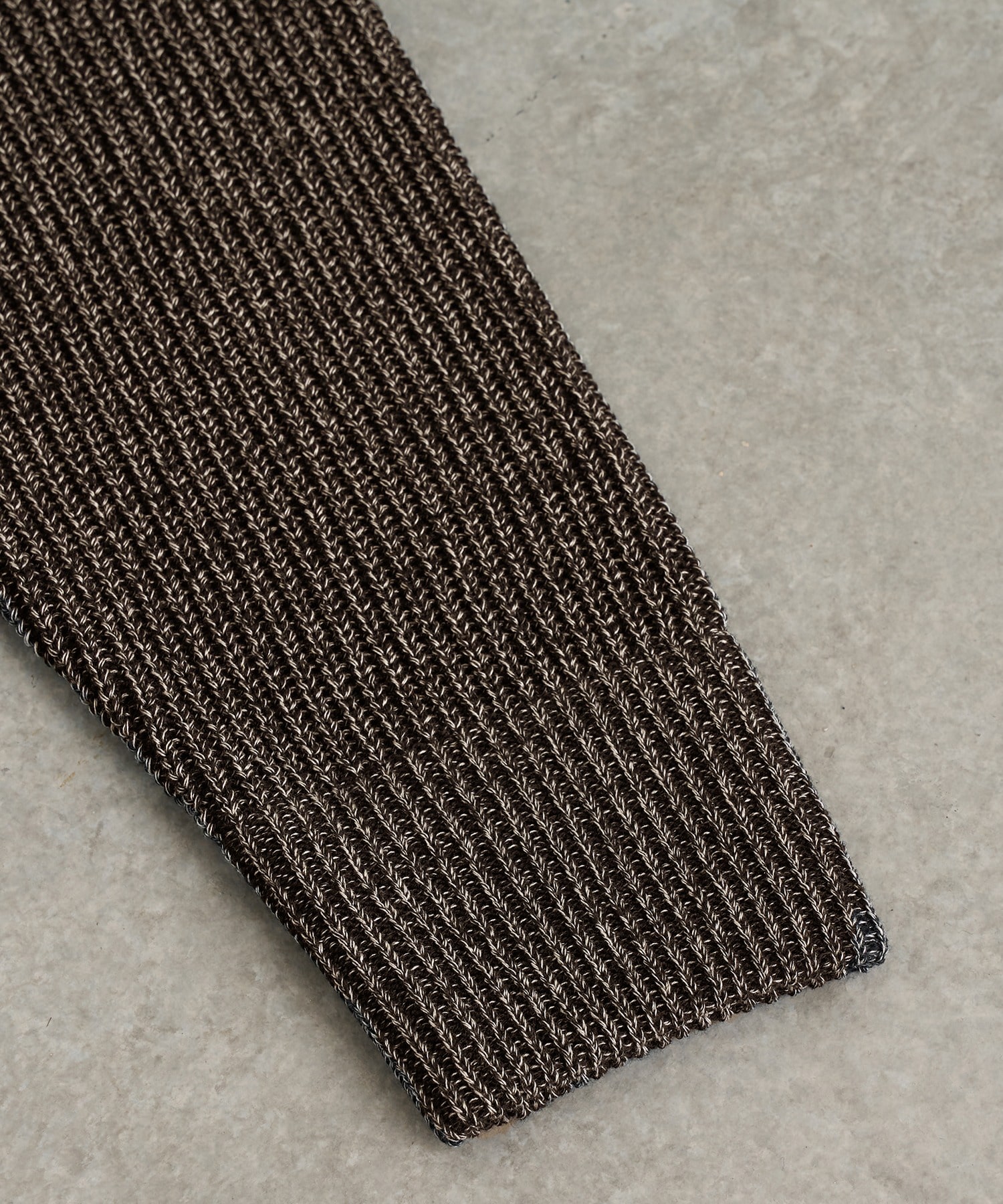 ウールリブジップドライバーズニット