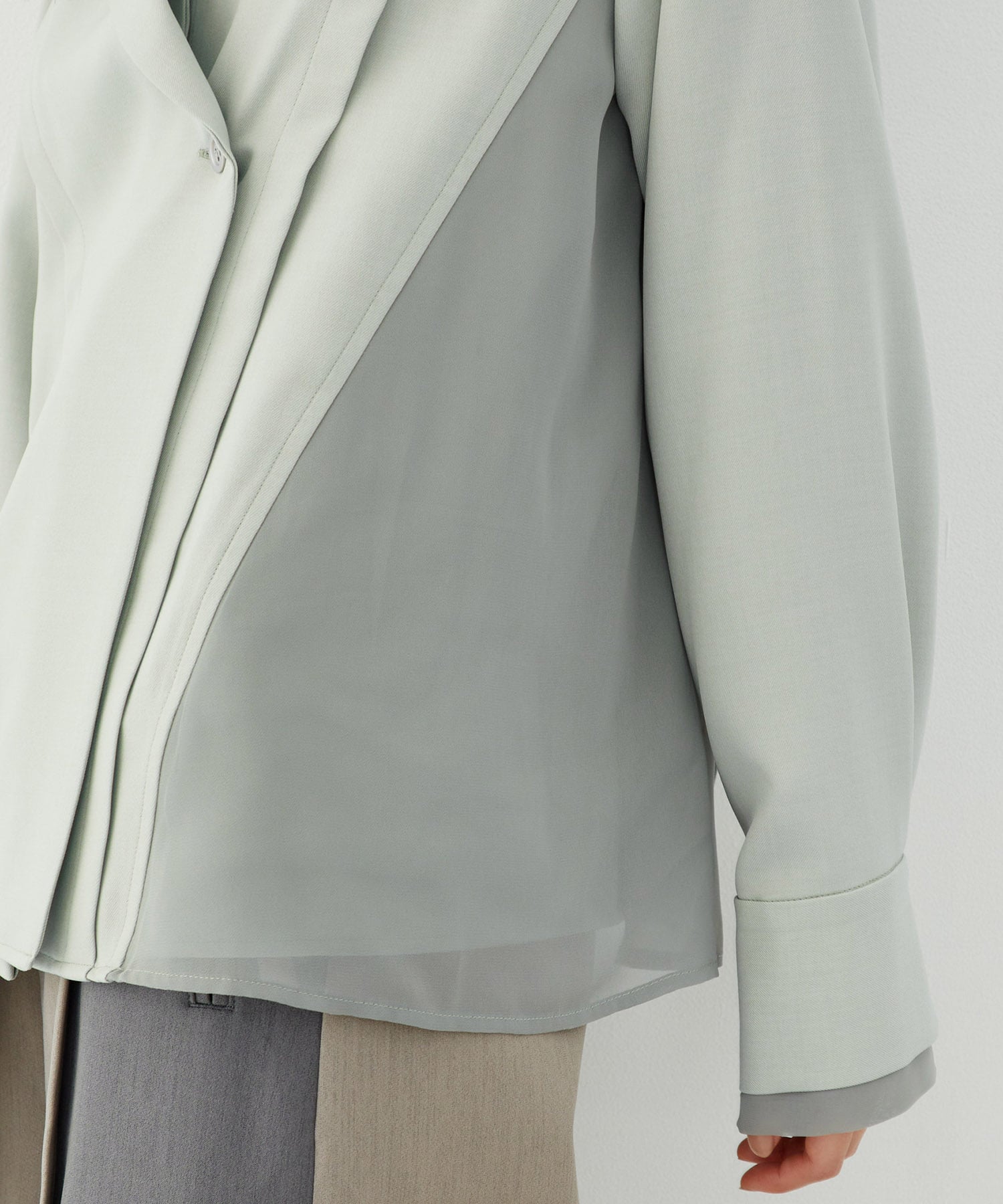 【限定30着｜WEB限定カラー】シアーレイヤーブラウス