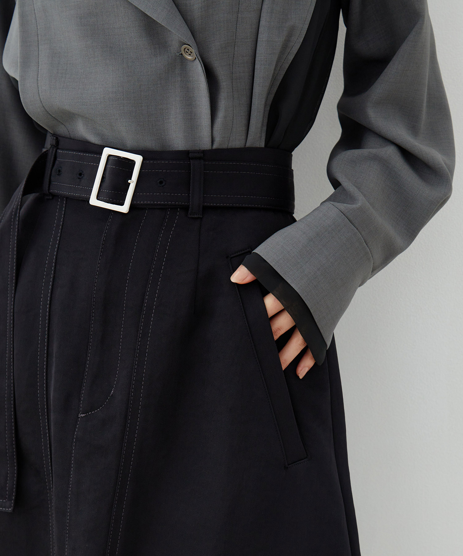 ステッチワークポケットスカート