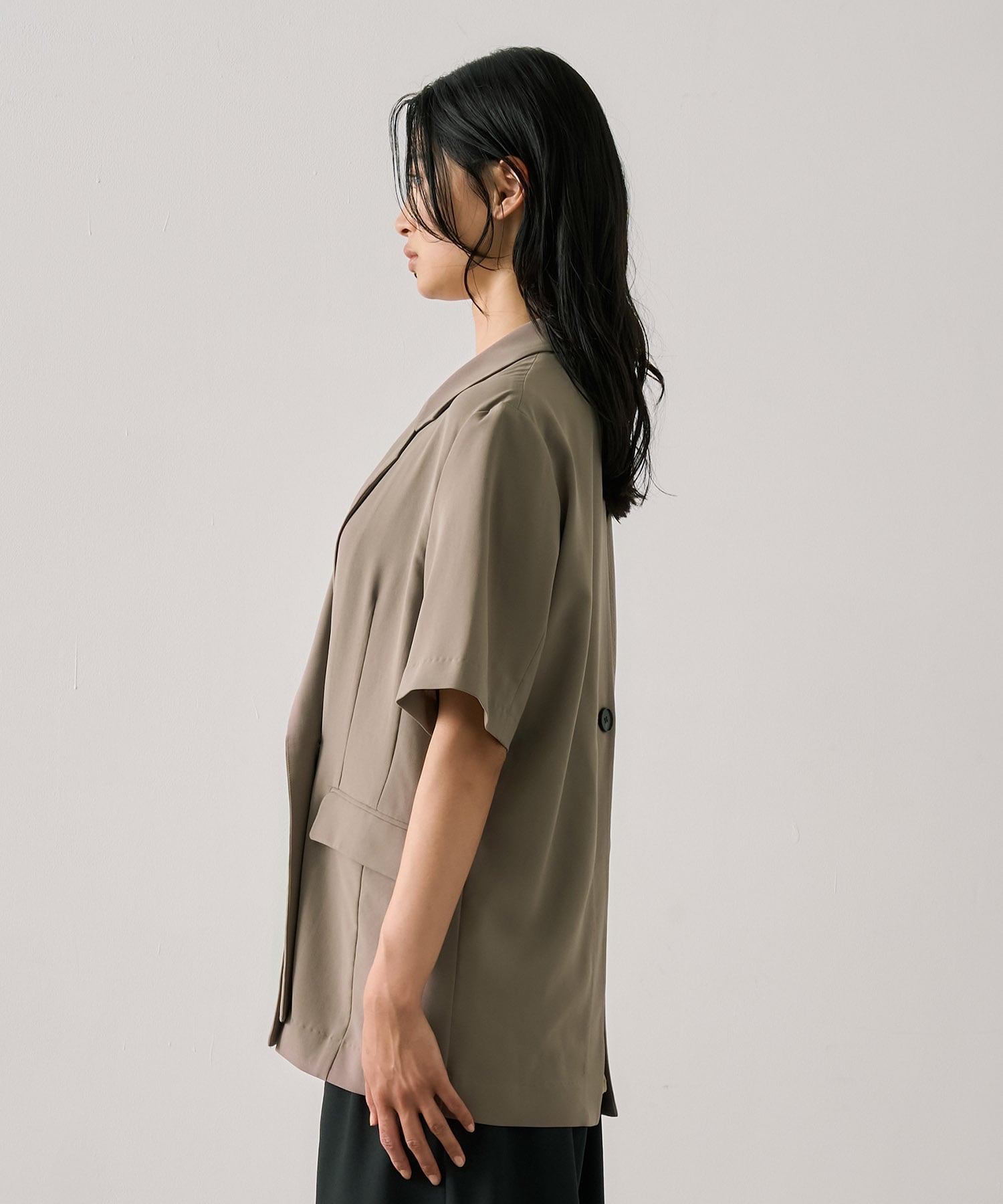 レイヤードハーフスリーブジャケット