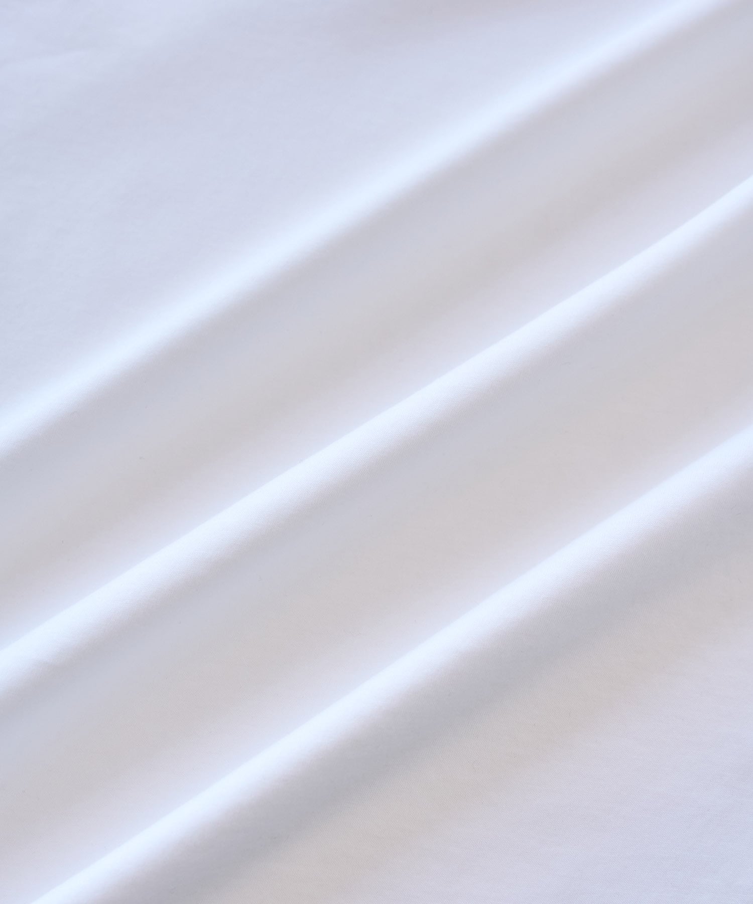 スリーククルーTEE