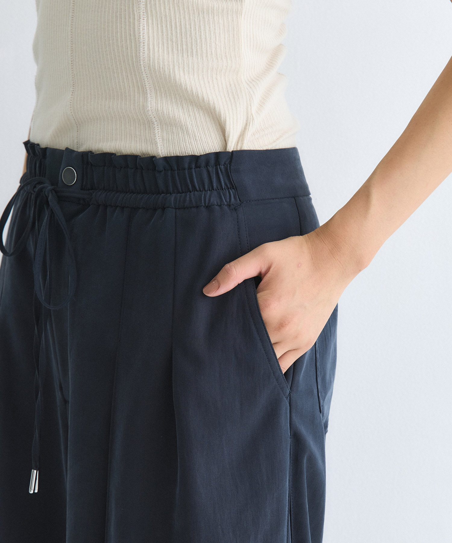 レーヨンフィブリルワイドパンツ